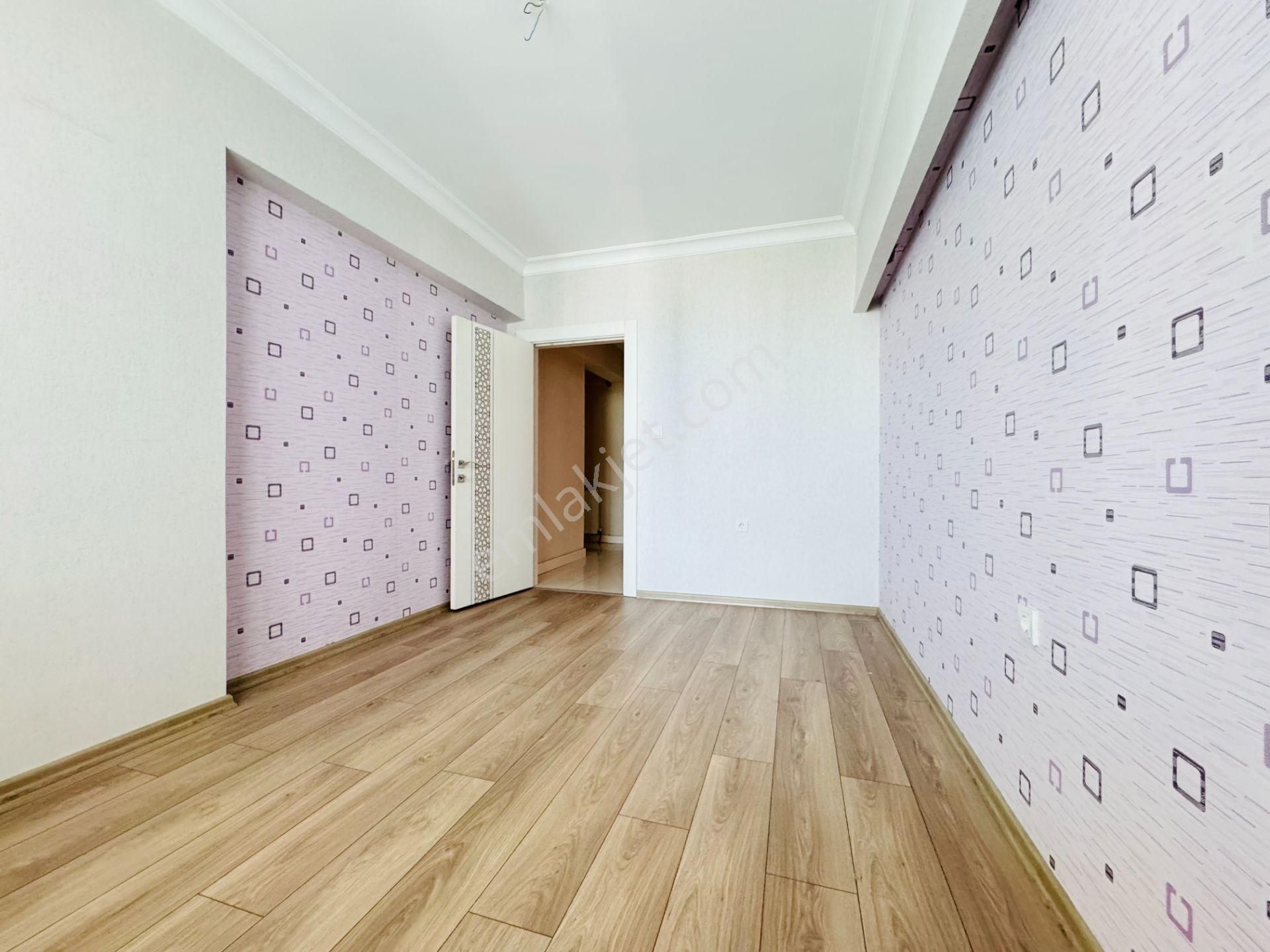 Nam-ak Emlak'tan Hastane Yakını Güney C. Lüks 4+1 Site Dairesi - Görsel 22