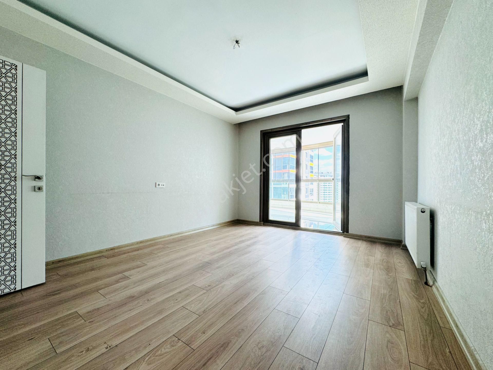 Nam-ak Emlak'tan Hastane Yakını Güney C. Lüks 4+1 Site Dairesi - Görsel 9