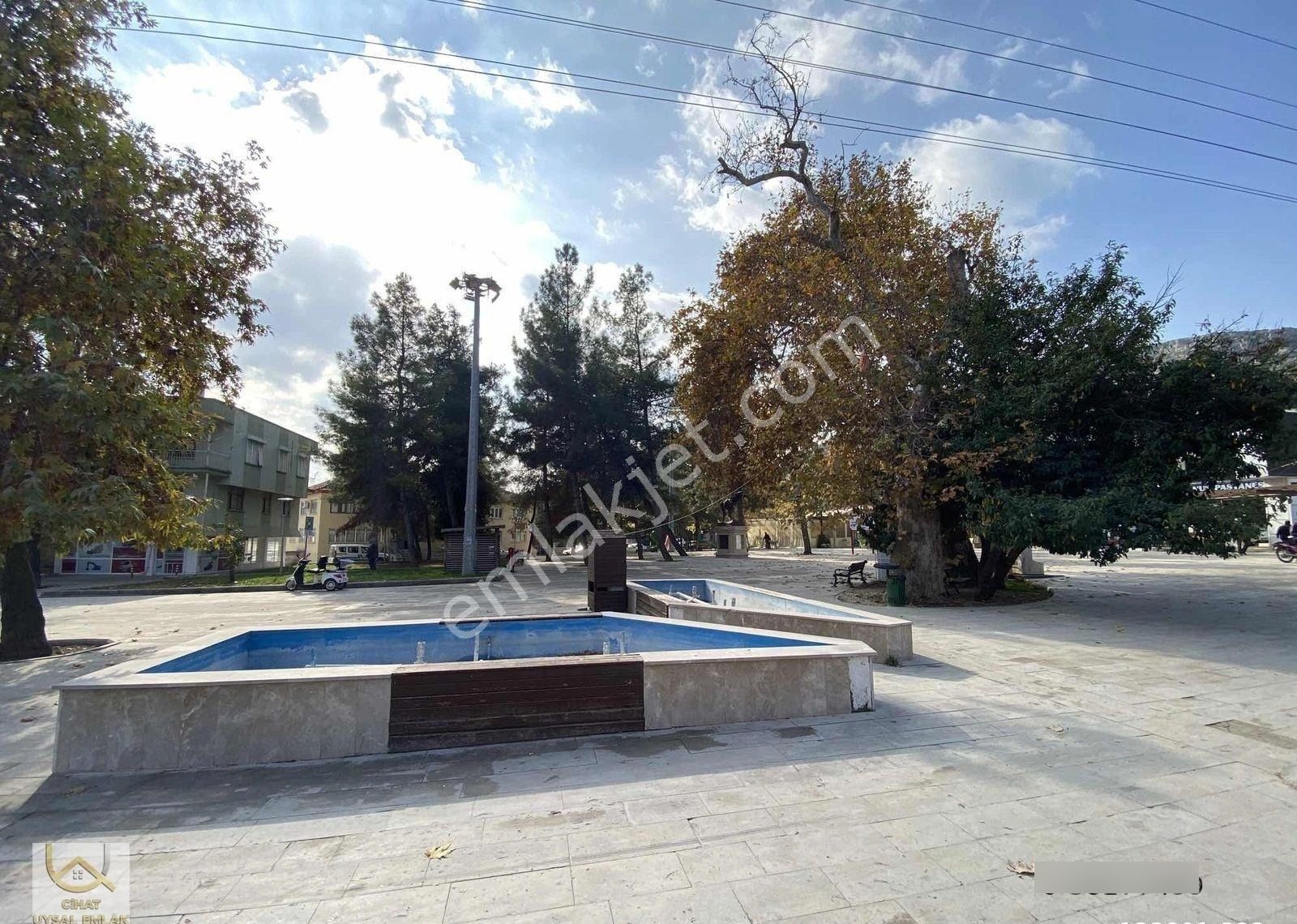 Antalya Bademağacında 3 Kata İmarlı 308(m2) Satılık Arsa