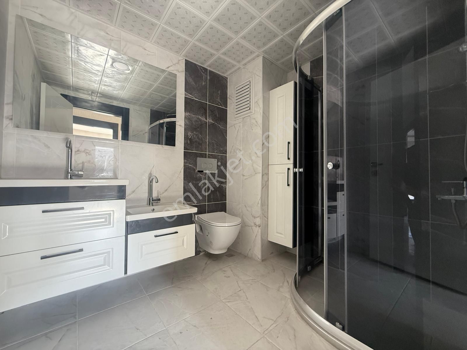 Rota'dan Cadde Üzeri Çift Bloklu Sitede13.kat 4+1 Giyinme Odalı - Görsel 18