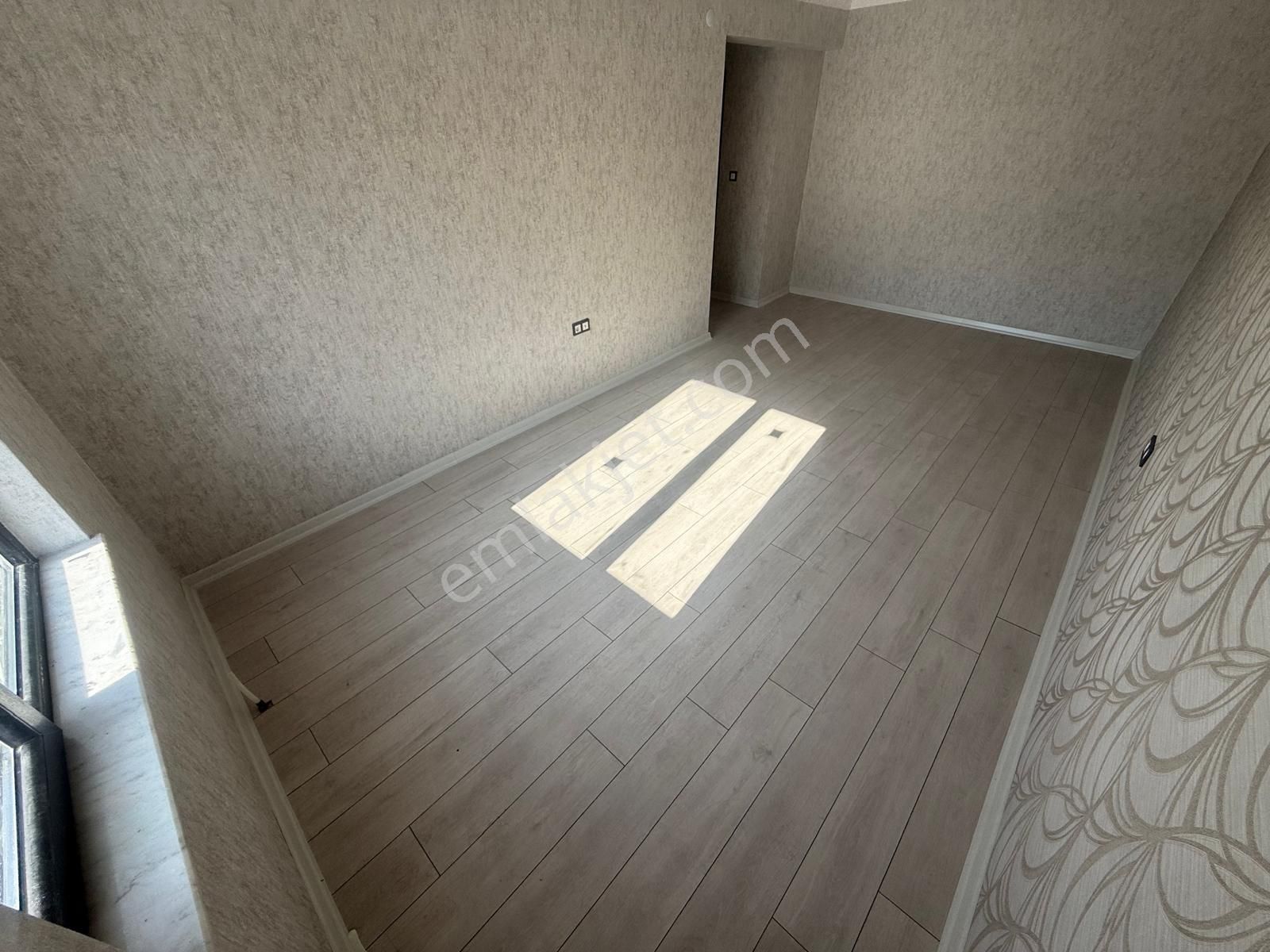 Rota'dan Cadde Üzeri Çift Bloklu Sitede13.kat 4+1 Giyinme Odalı - Görsel 21