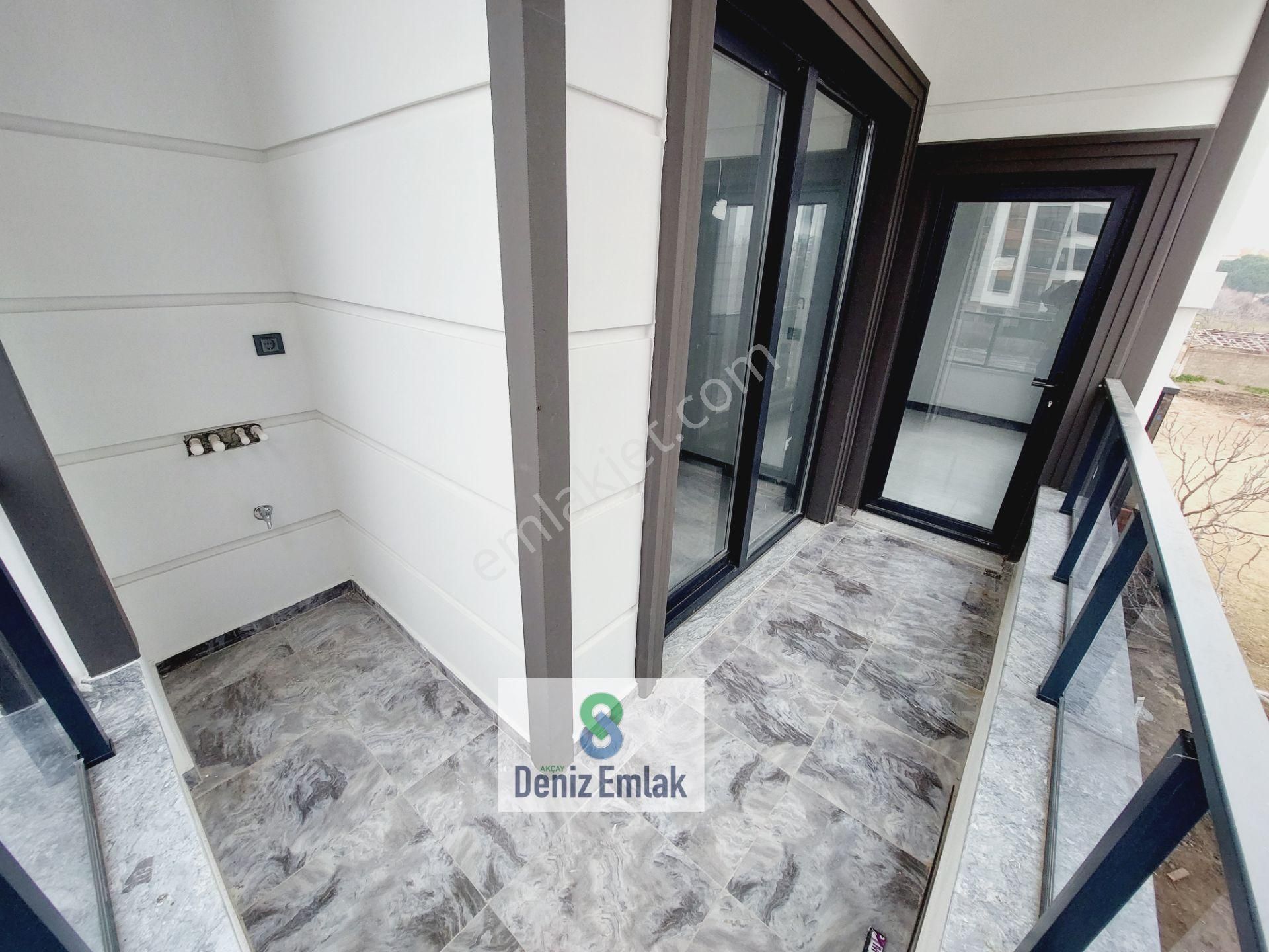 Denizden Akçayda Yeni Binada Lüks Asansörlü Satılık 1+1 Daire - Görsel 18