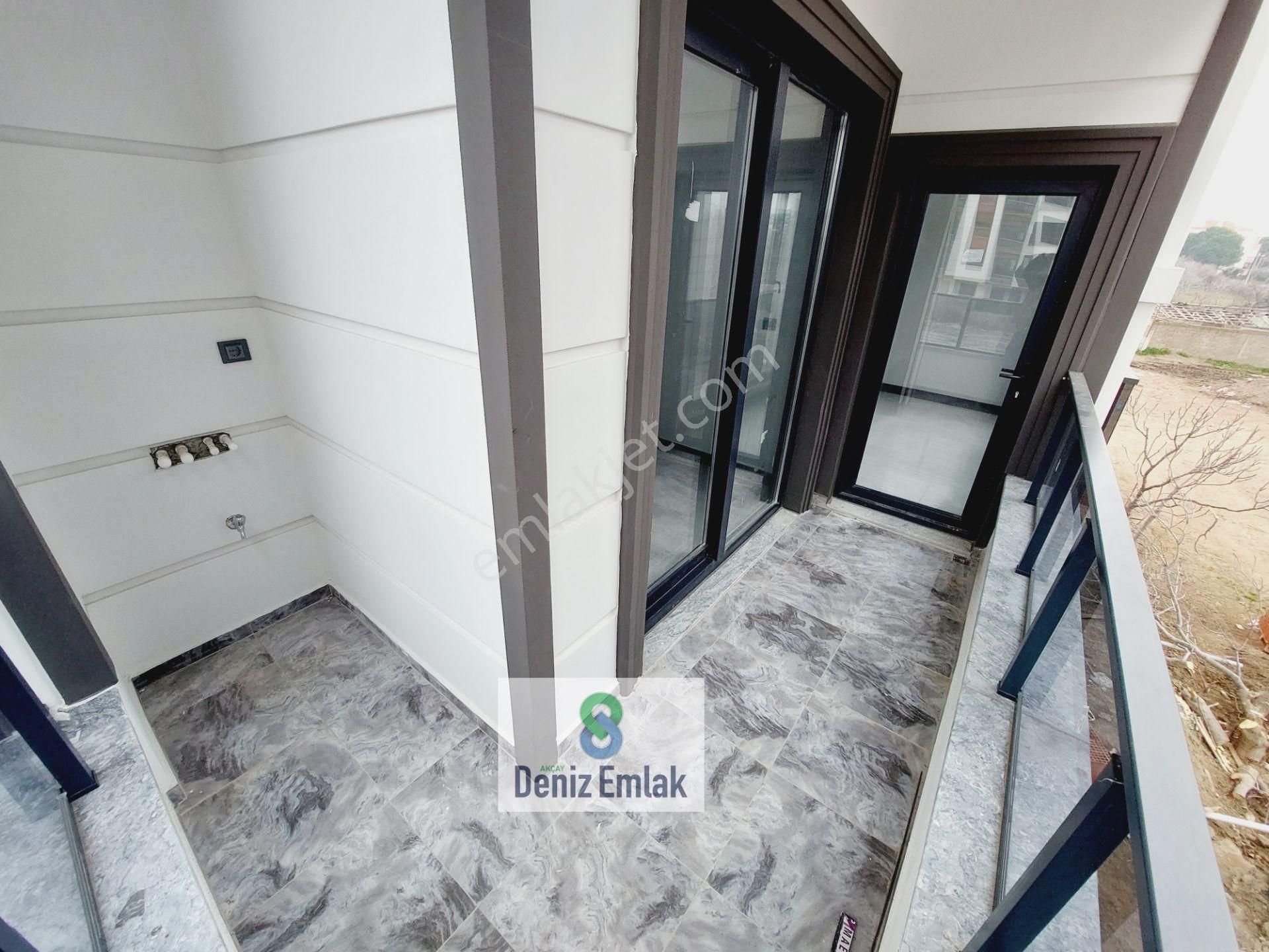 Denizden Akçayda Yeni Binada Lüks Asansörlü Satılık 1+1 Daire - Görsel 11