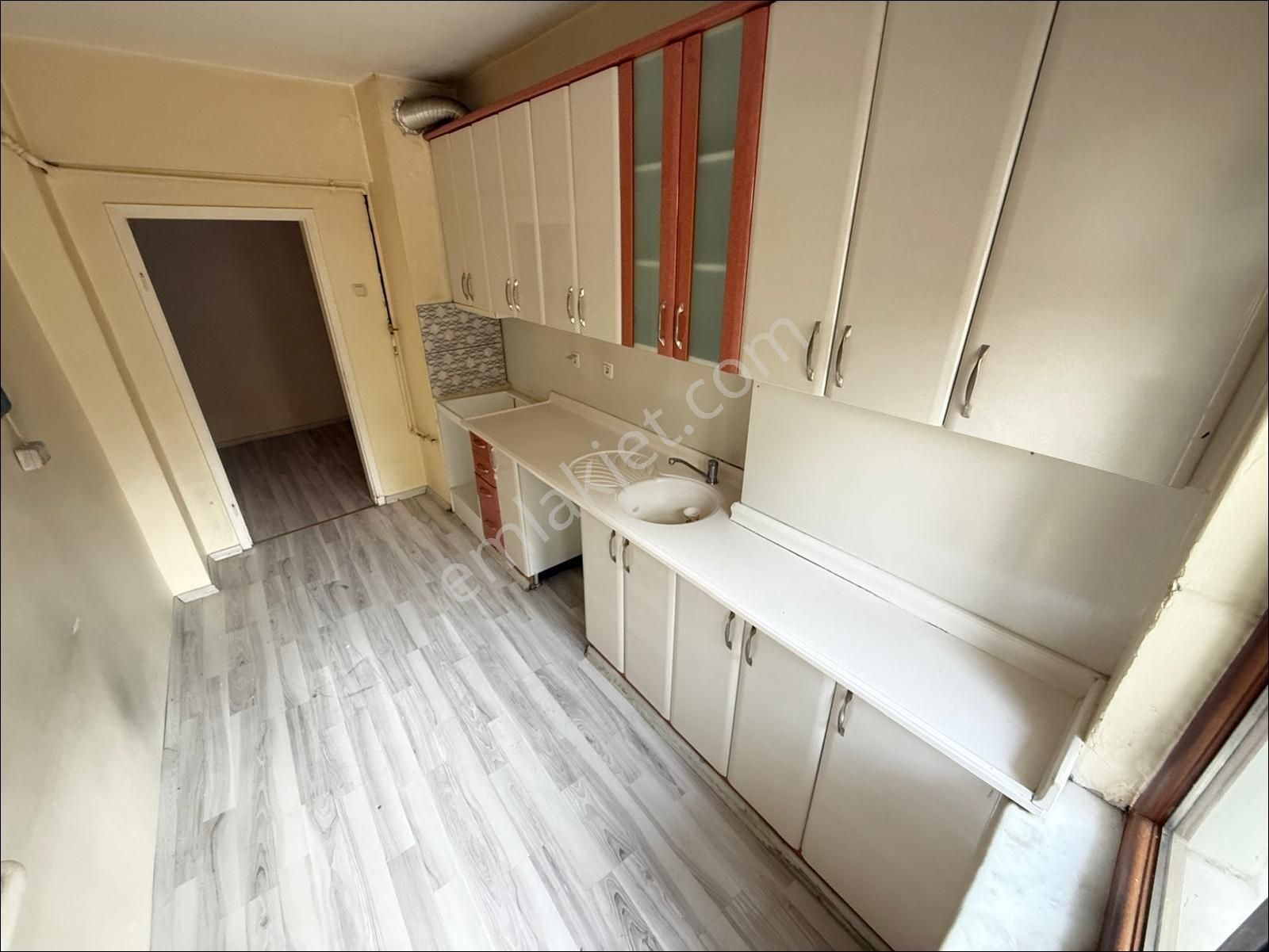 Rota'dan Yürüyüş Park Manzaralı Ara Kat Yapılı 3+1 Y.giriş Daire - Görsel 11