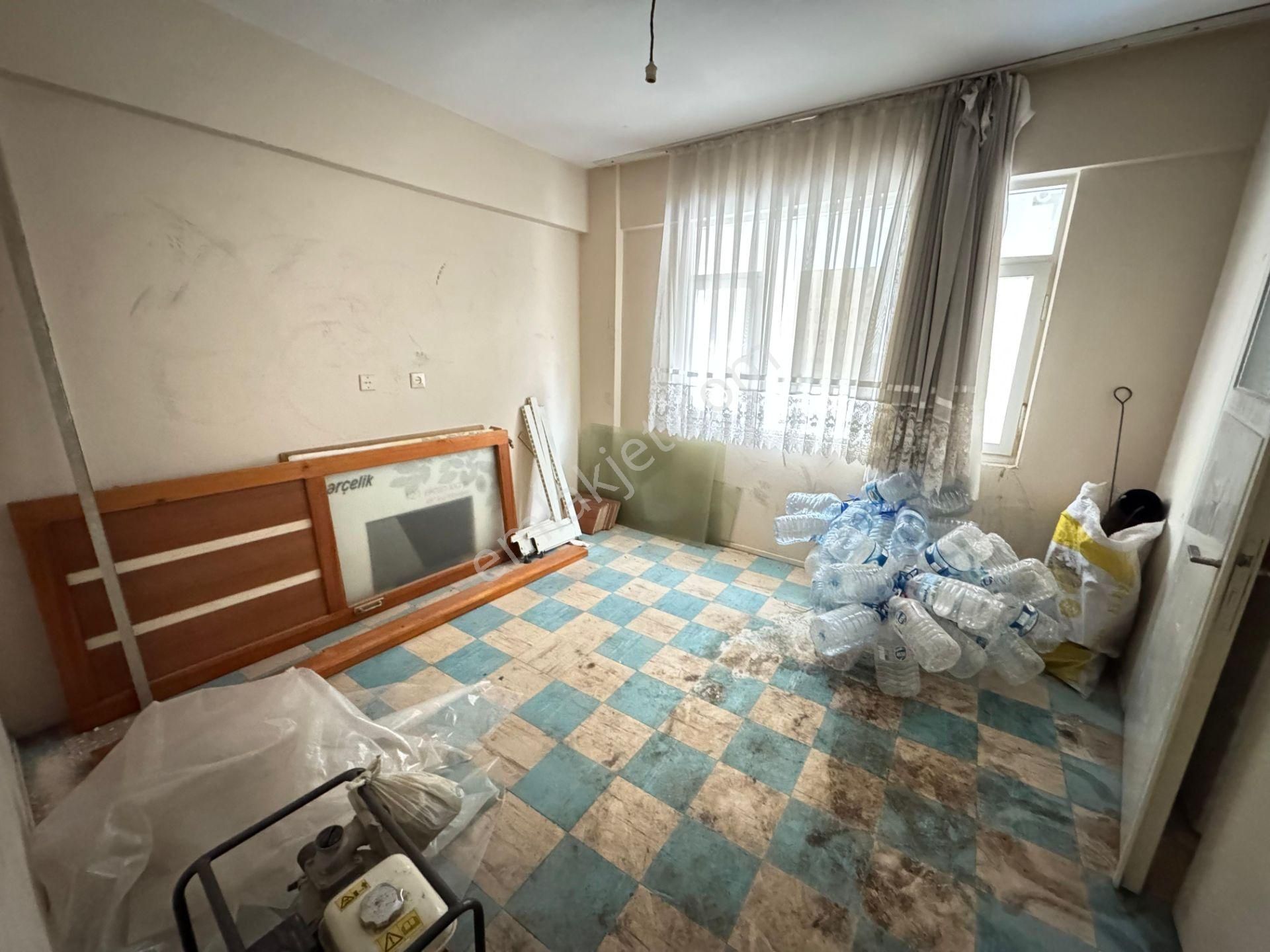 Gemlik'te Satılık 3 Katlı Apartman - Görsel 30