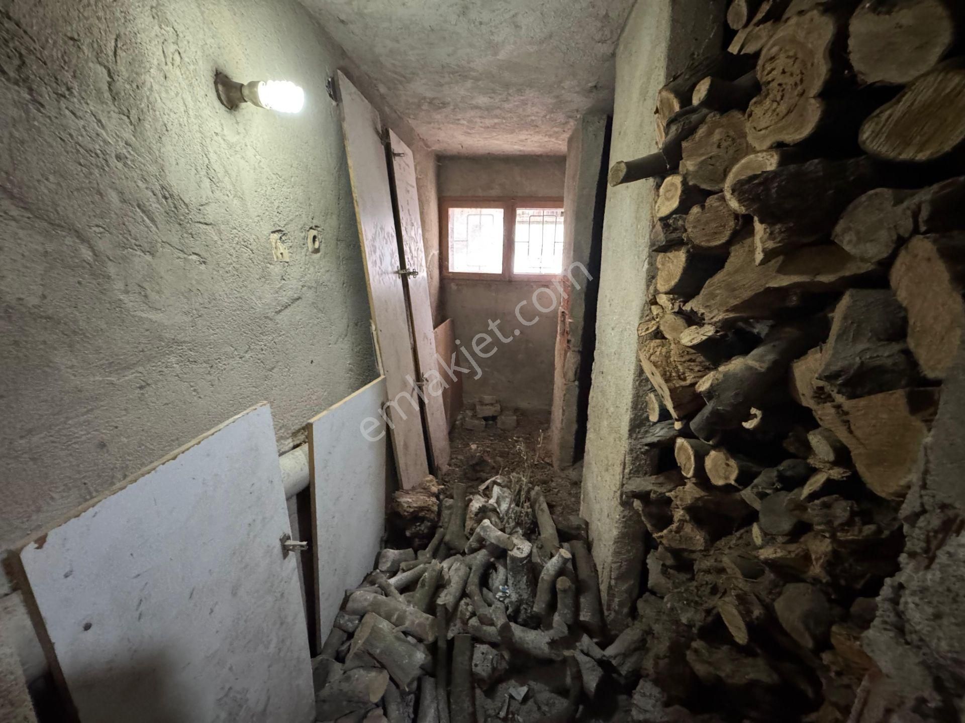 Gemlik'te Satılık 3 Katlı Apartman - Görsel 34