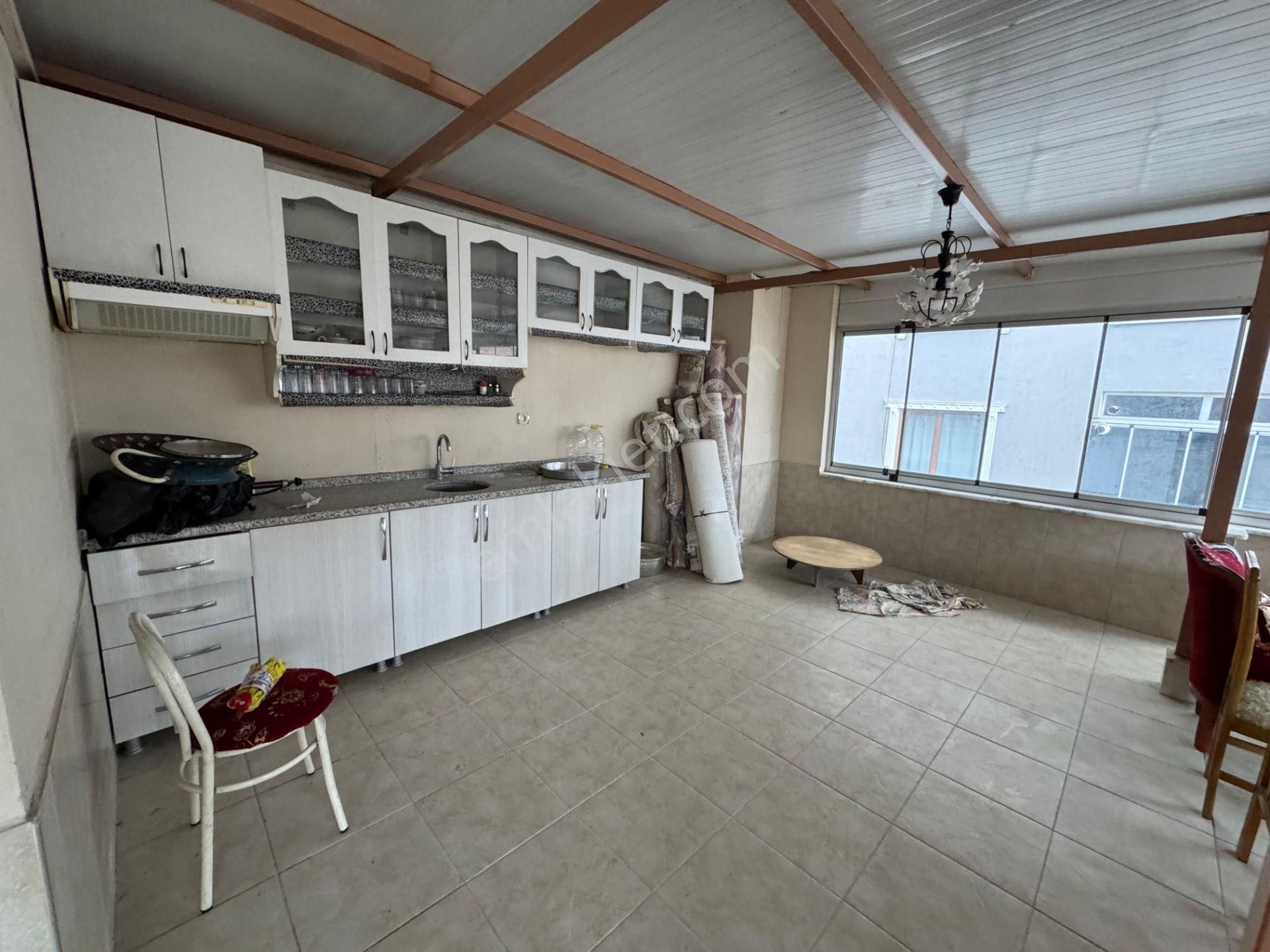 Gemlik'te Satılık 3 Katlı Apartman - Görsel 16