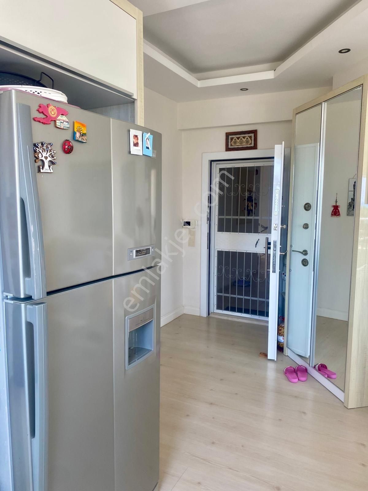 Arve'den Çeşmeli Abita Sitesinde Geniş Ve Full Eşyalı 2+1 Daire - Görsel 3