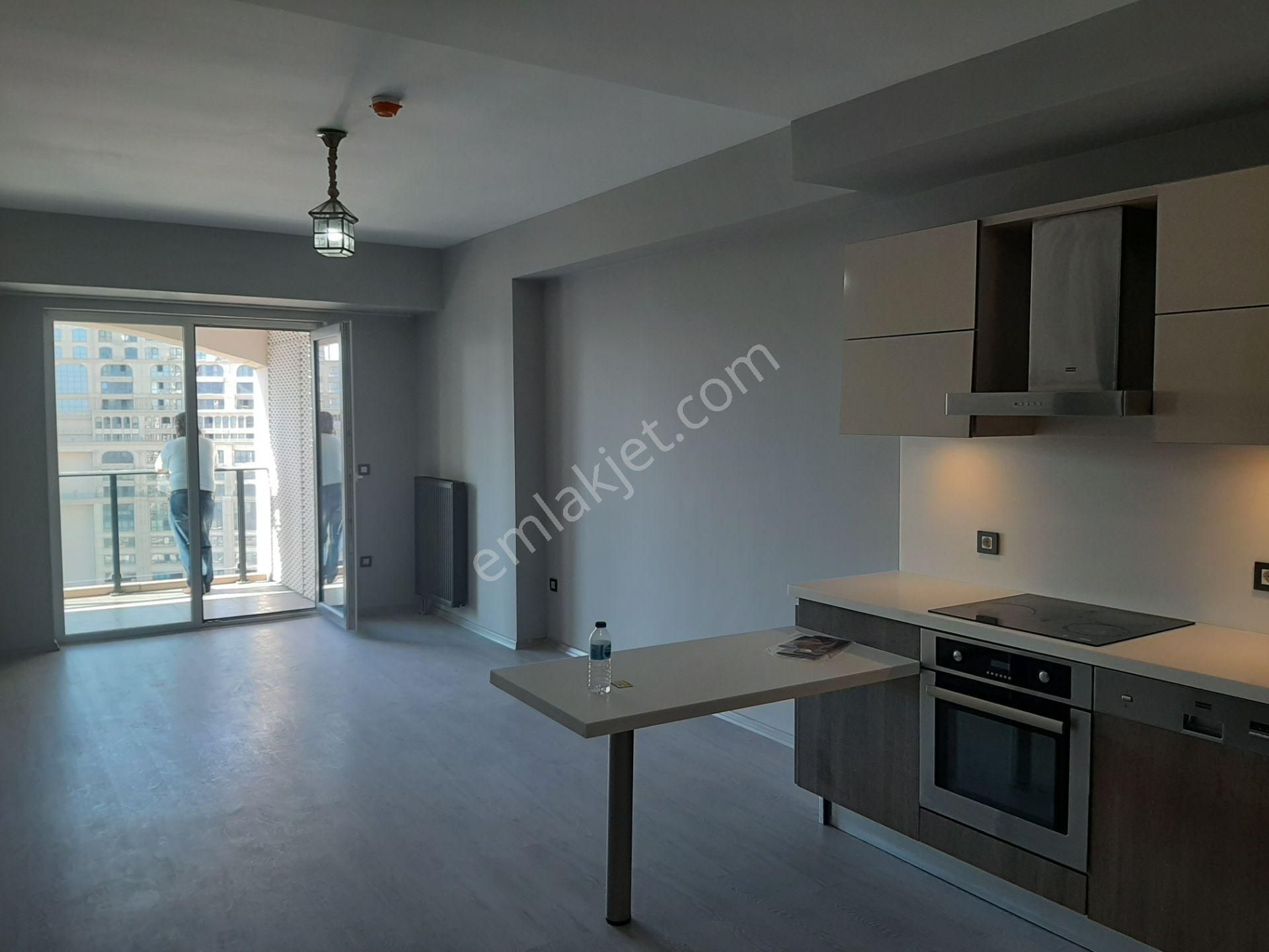 Kiptaş Venezia Mega Kiralık 1+1 Balkonlu Boş Daire..avm Mnz. - Görsel 4