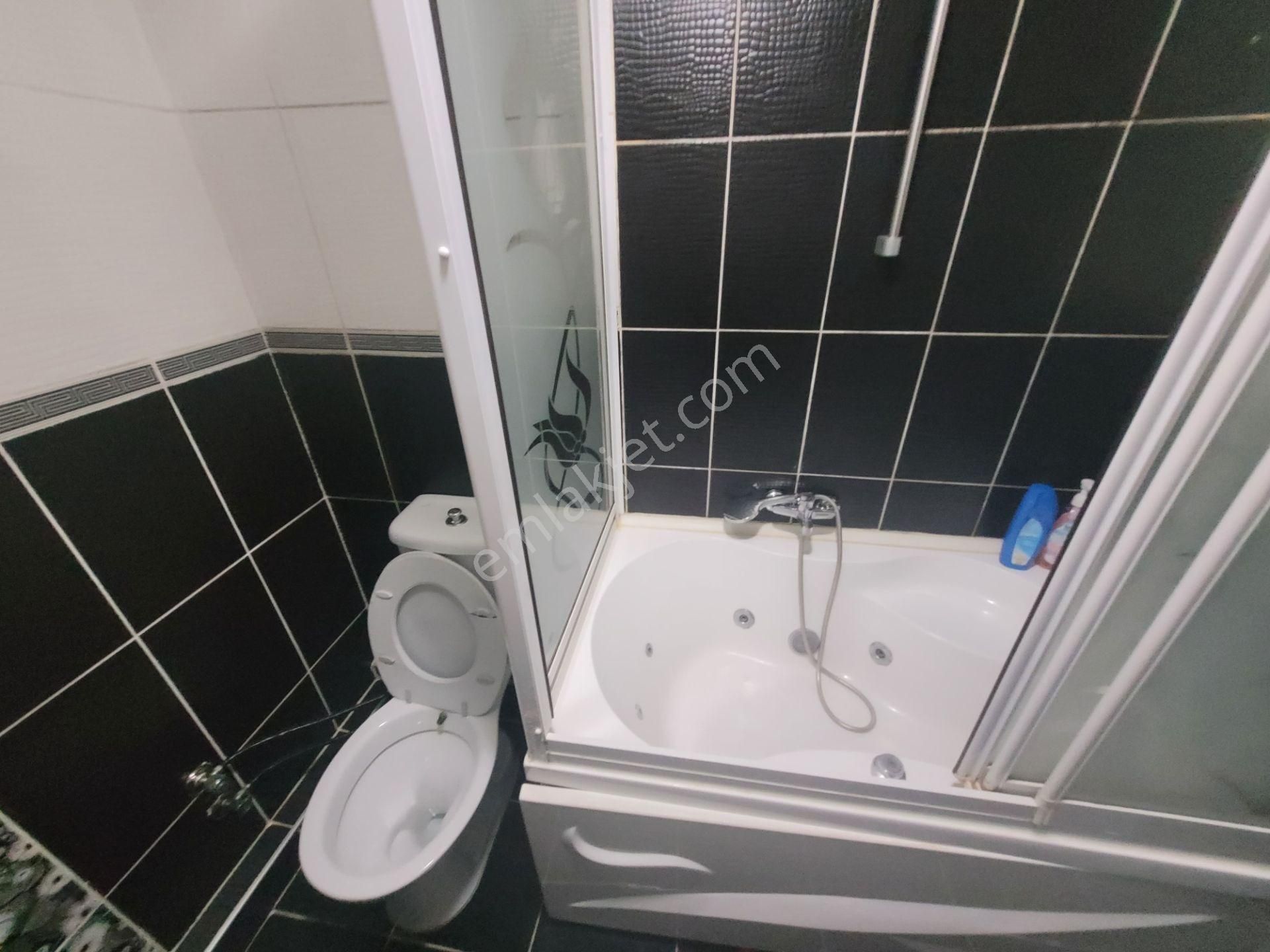 Erenler Ada Avm Yakını Kiralık Geniş Daire... - Görsel 18