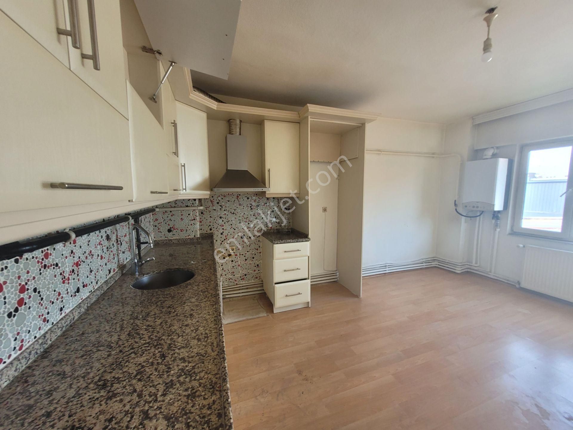 Erenler Ada Avm Yakını Kiralık Geniş Daire... - Görsel 29