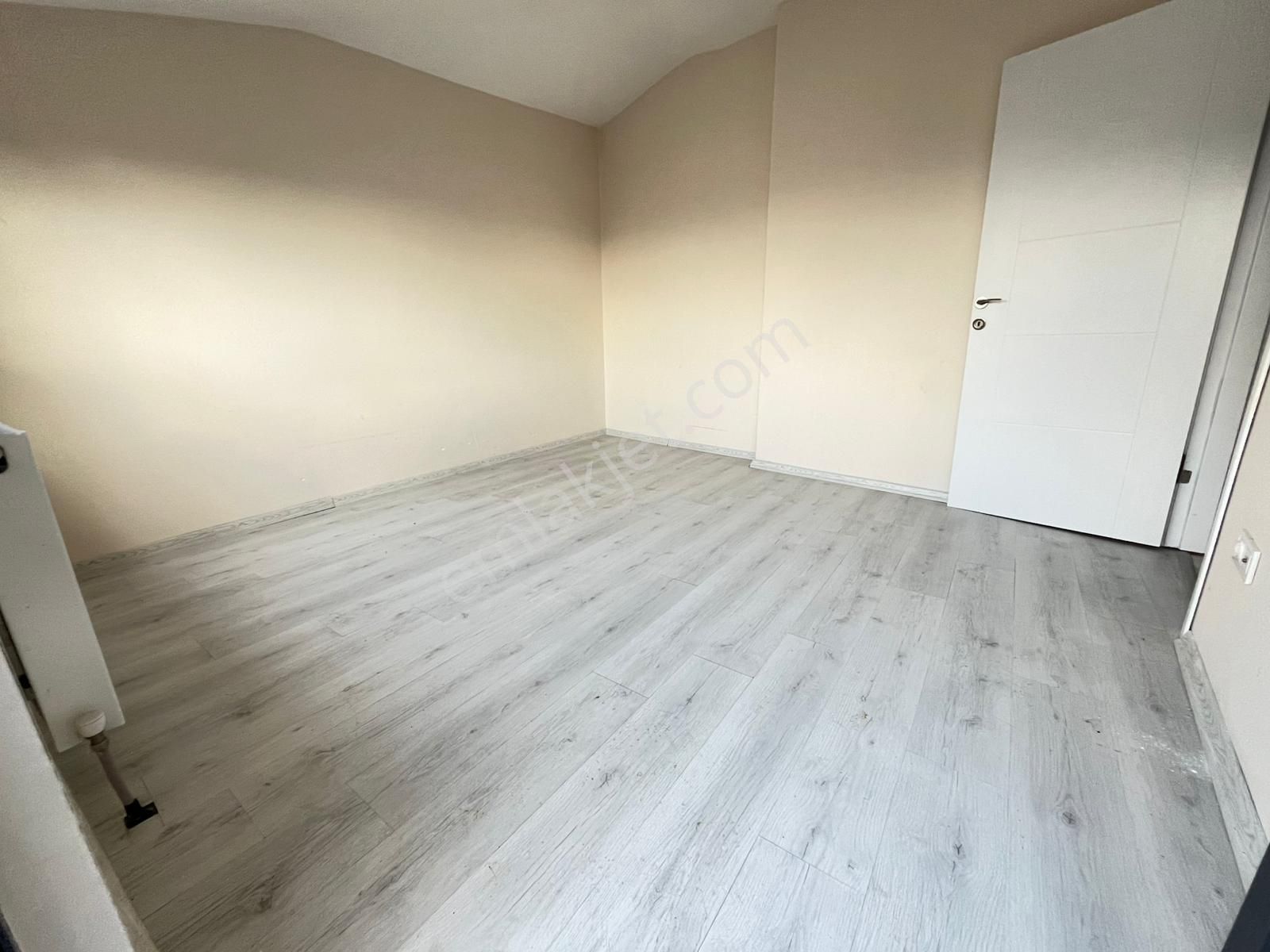 Mimar Sinan Mahalesinde 3+1 Kiralık Üst Dubleks - Görsel 25