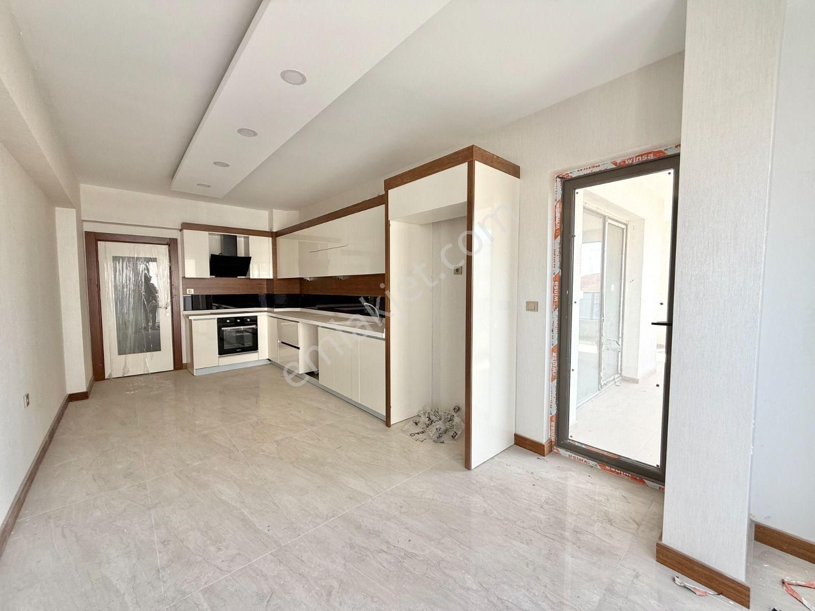 Çiftçioğullarından Hastane Yakını Lüx Sitede G.odalı 4+1 Daire - Görsel 5