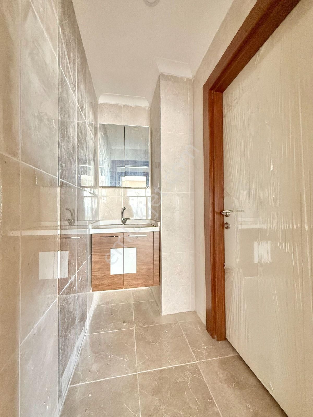 Çiftçioğullarından Hastane Yakını Lüx Sitede G.odalı 4+1 Daire - Görsel 27