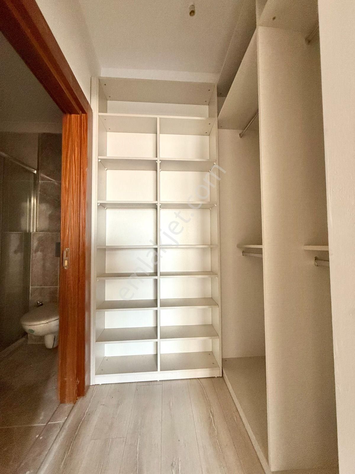 Çiftçioğullarından Hastane Yakını Lüx Sitede G.odalı 4+1 Daire - Görsel 24