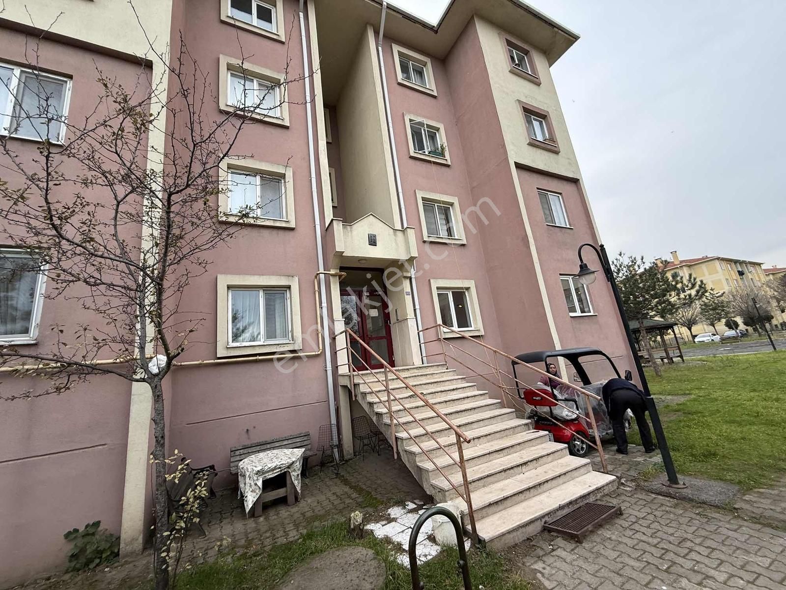 Karasu Çınar Gayrimenkul Den 2+1 Mutfak Ayrı Yüksek Giriş - Görsel 14