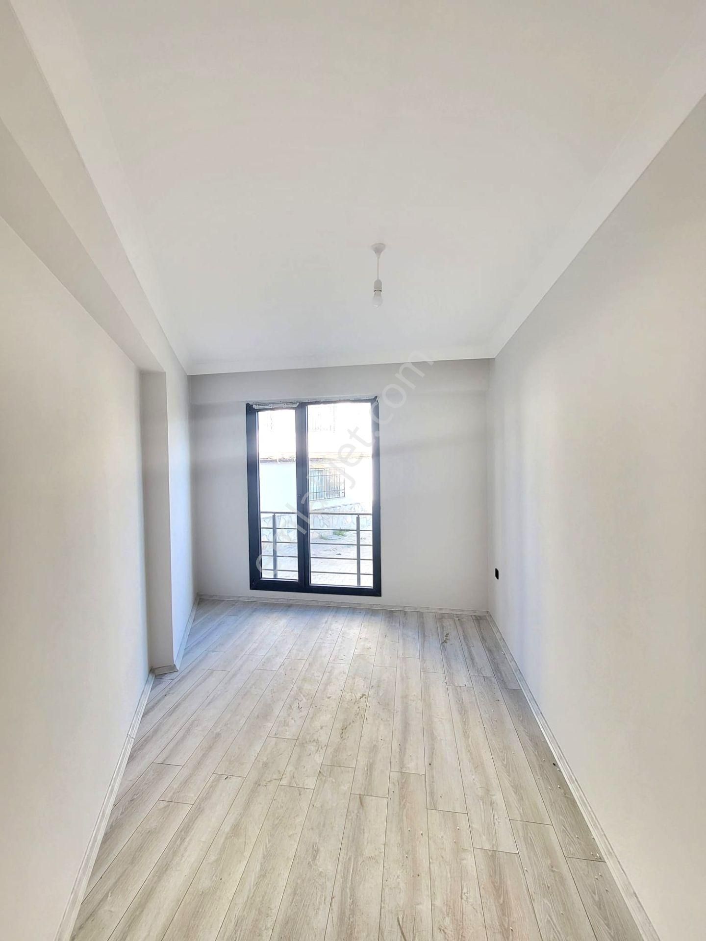 Akman'dan Kadıköy'de Ön Cephe Ayrı Mutfa Satılık 2+1 Sıfır Daire - Görsel 13