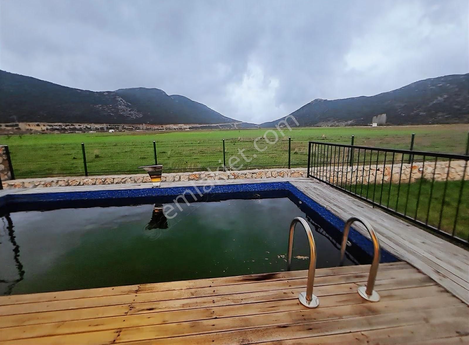 Bezirganda 1140 M2 Satılık Tarla Ve Ev. - Görsel 28