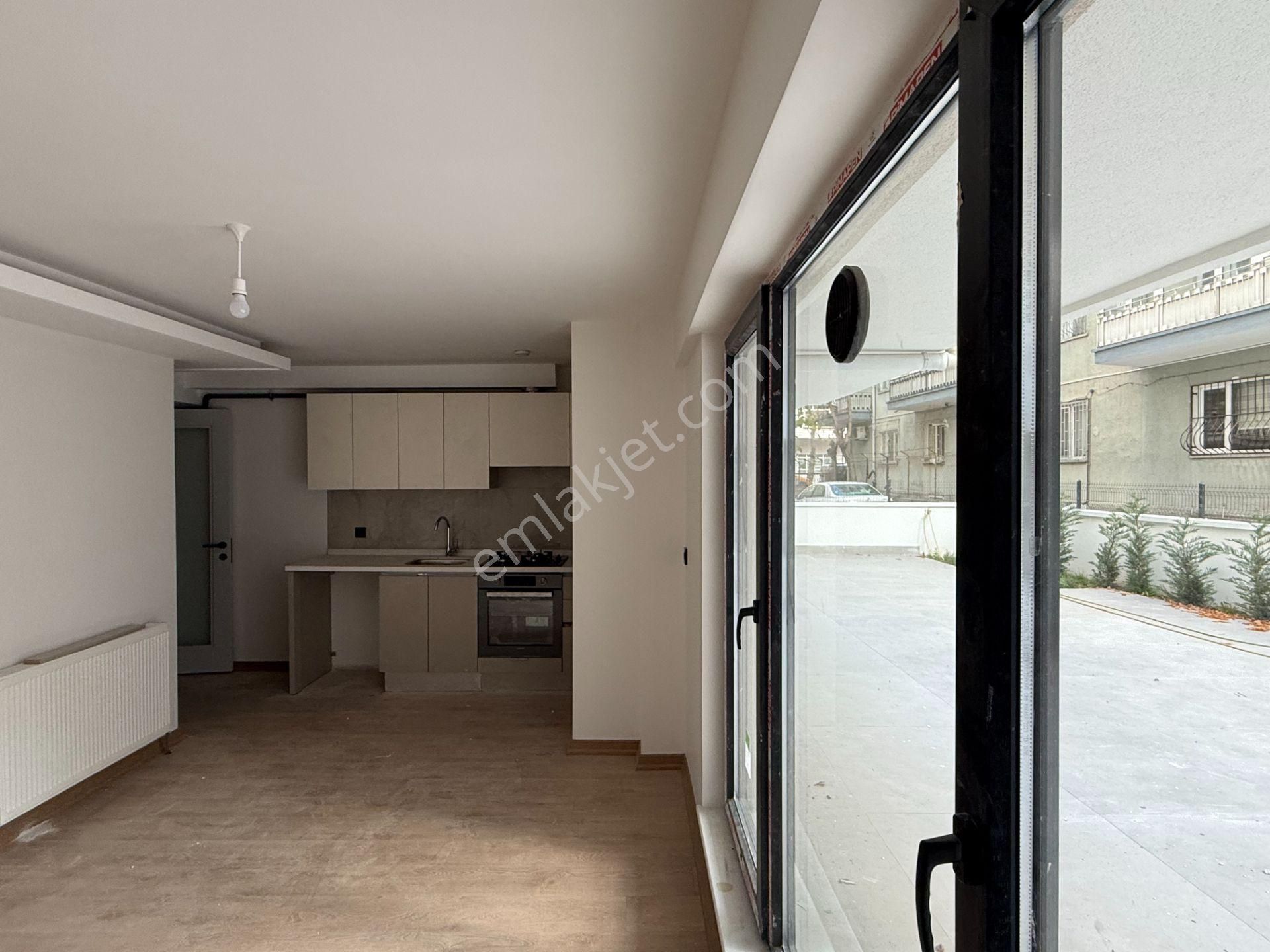 Cb Vizyon'dan İçel Sokakta 1+1 Kiralık Daire - Görsel 5