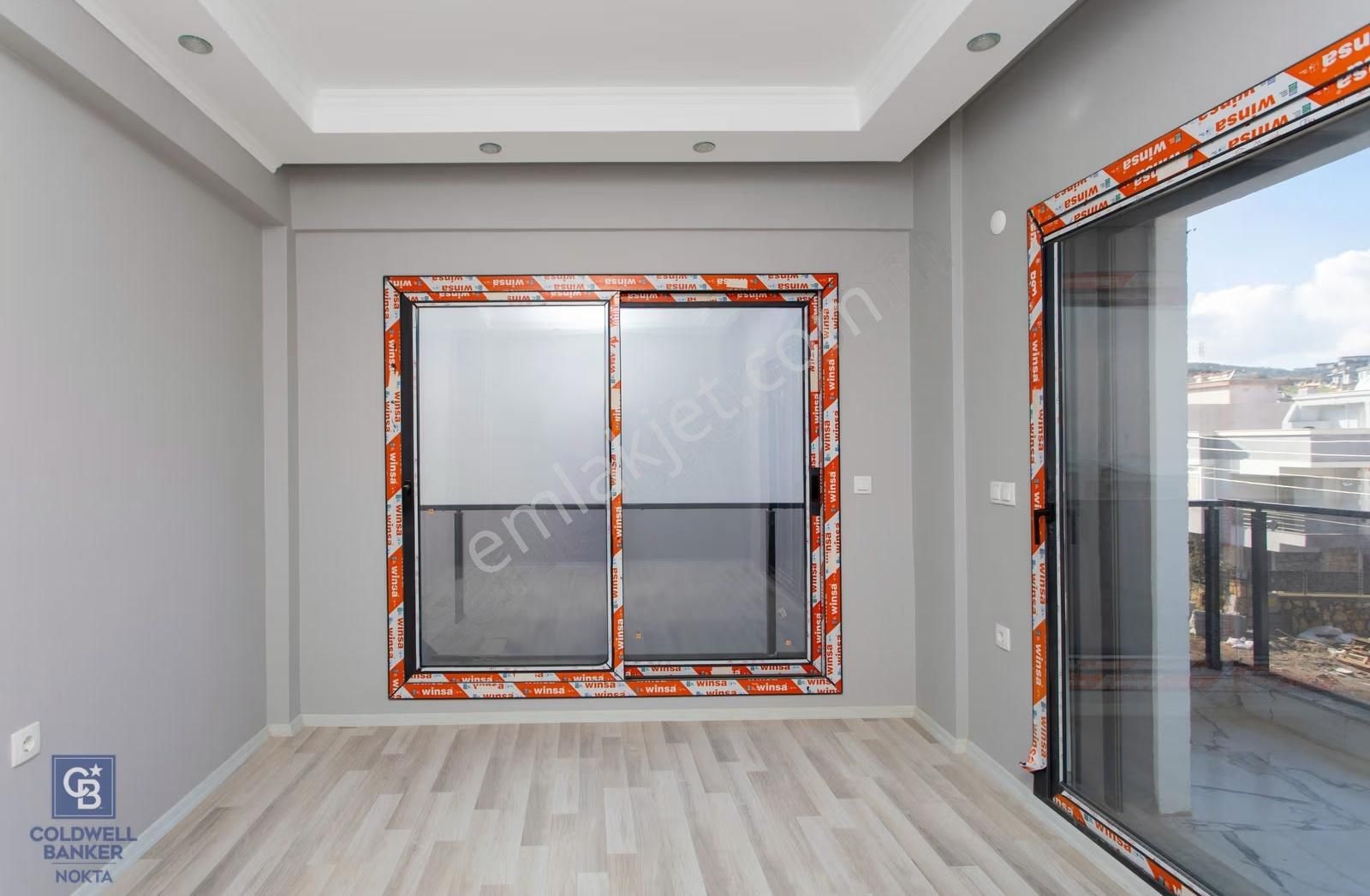 Yenifoça Mustafa Kemal Atatürk Mah. Satılık 4+1 Villa - Görsel 25