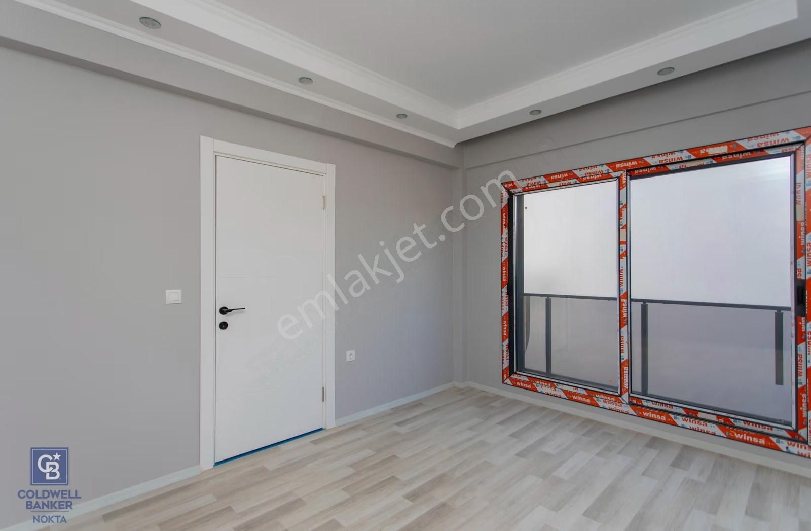 Yenifoça Mustafa Kemal Atatürk Mah. Satılık 4+1 Villa - Görsel 8