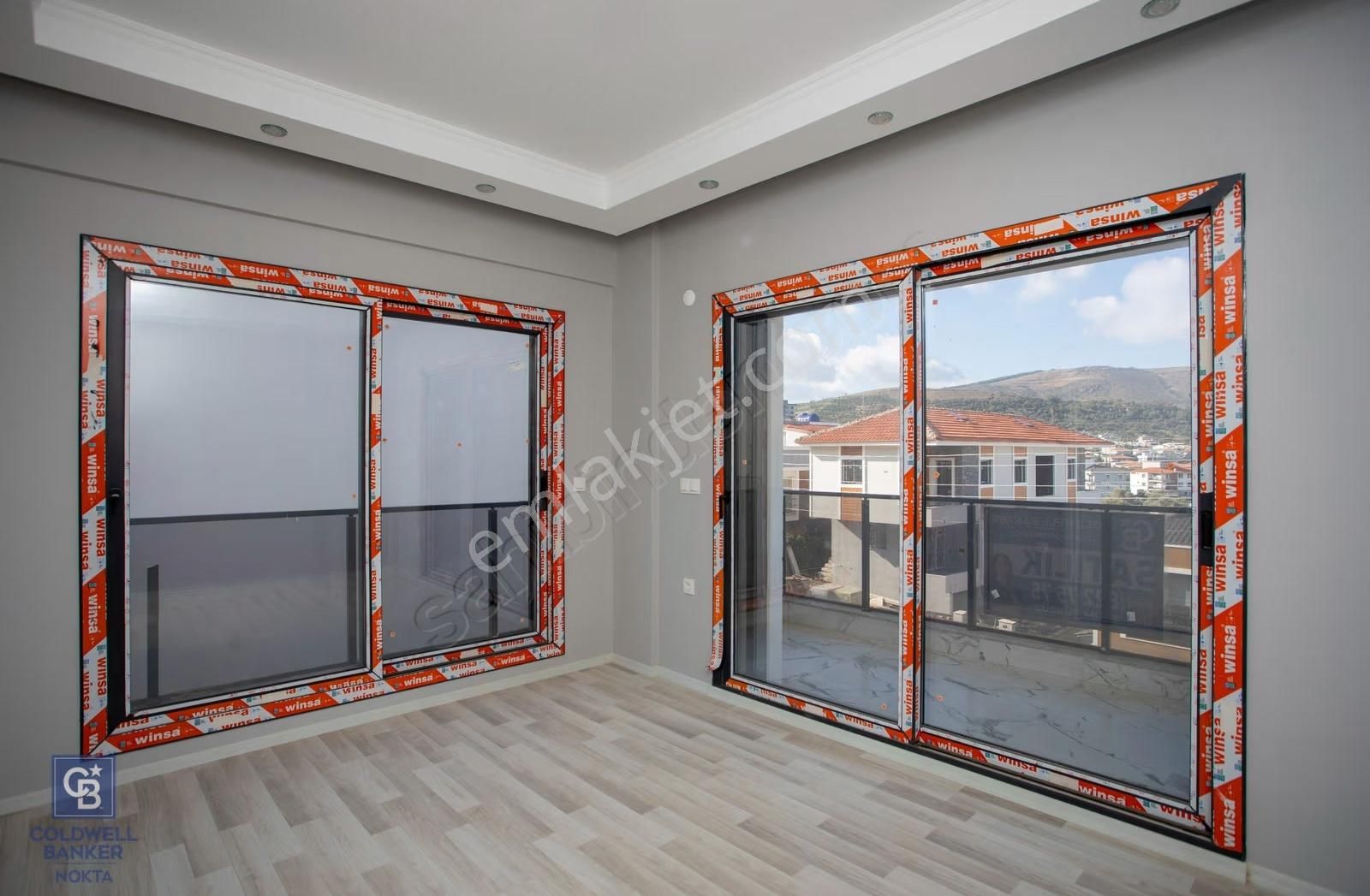 Yenifoça Mustafa Kemal Atatürk Mah. Satılık 4+1 Villa - Görsel 10