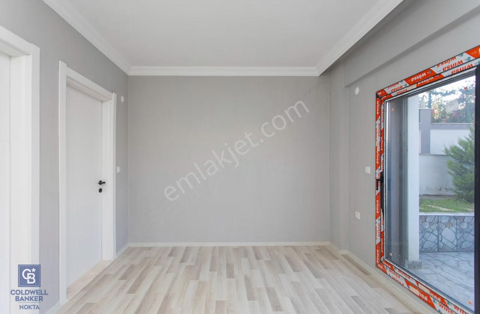 Yenifoça Mustafa Kemal Atatürk Mah. Satılık 4+1 Villa - Görsel 4