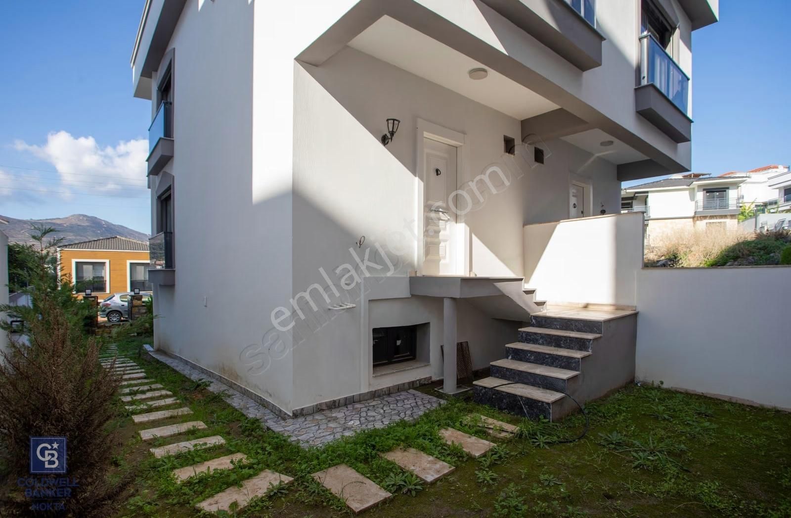 Yenifoça Mustafa Kemal Atatürk Mah. Satılık 4+1 Villa - Görsel 15