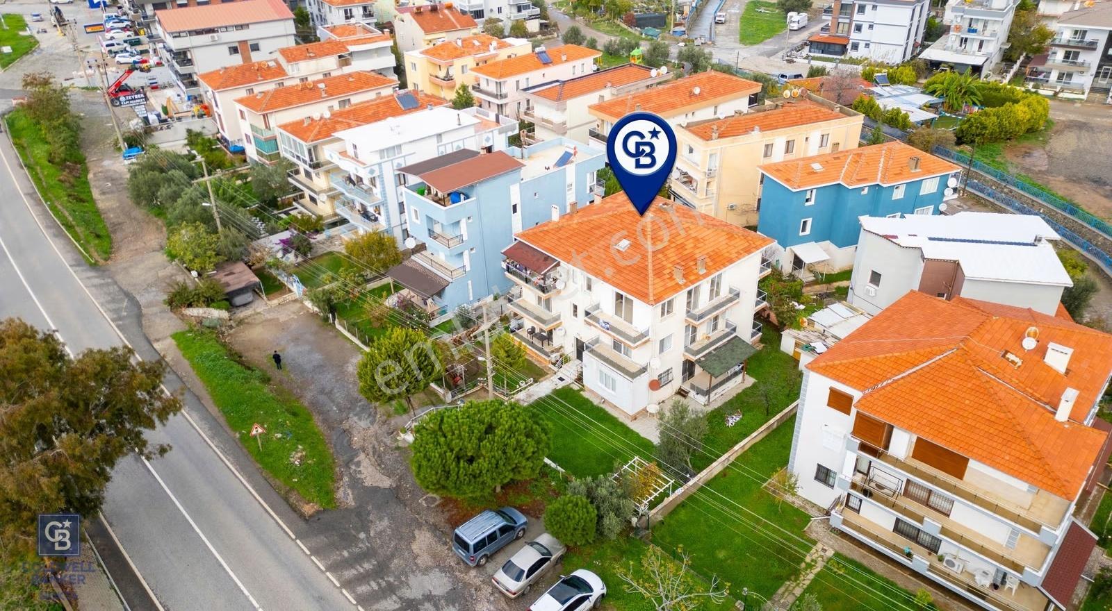 Yenifoça Ana Cadde Üzeri Merkezi Konumda 3+1 Satılık Daire - Görsel 3