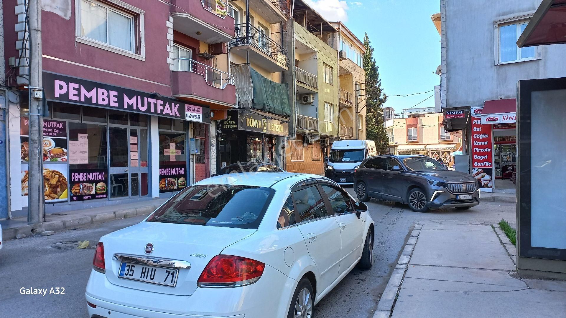Satılık Dükkan Bu Göksü Mah İnkılap Metrosunun Alt Geçidin Yaninda65 Metre Şu An Market Çaĺişır - Görsel 10