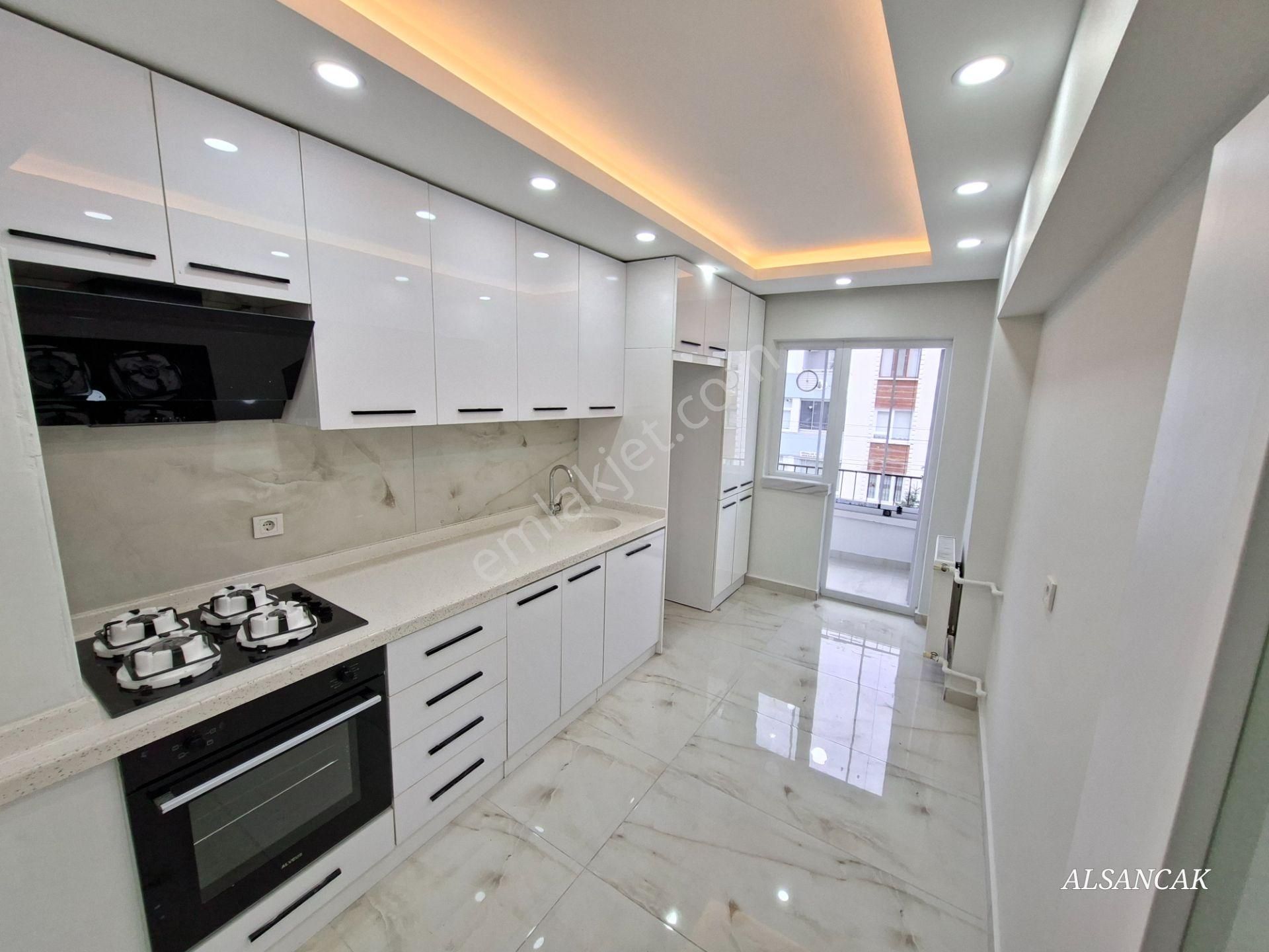 30 Ağustos Da 3+1 Orta Kat Lüks Yapılı Ön Cephe Satılık Daire - Görsel 2