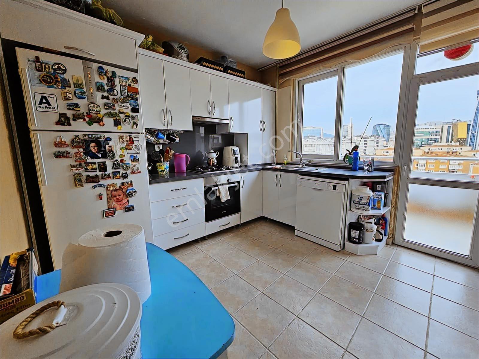Altayçeşme Site İçi Deniz Adalar Manzaralı Otoparklı 6+2 Dubleks - Görsel 27