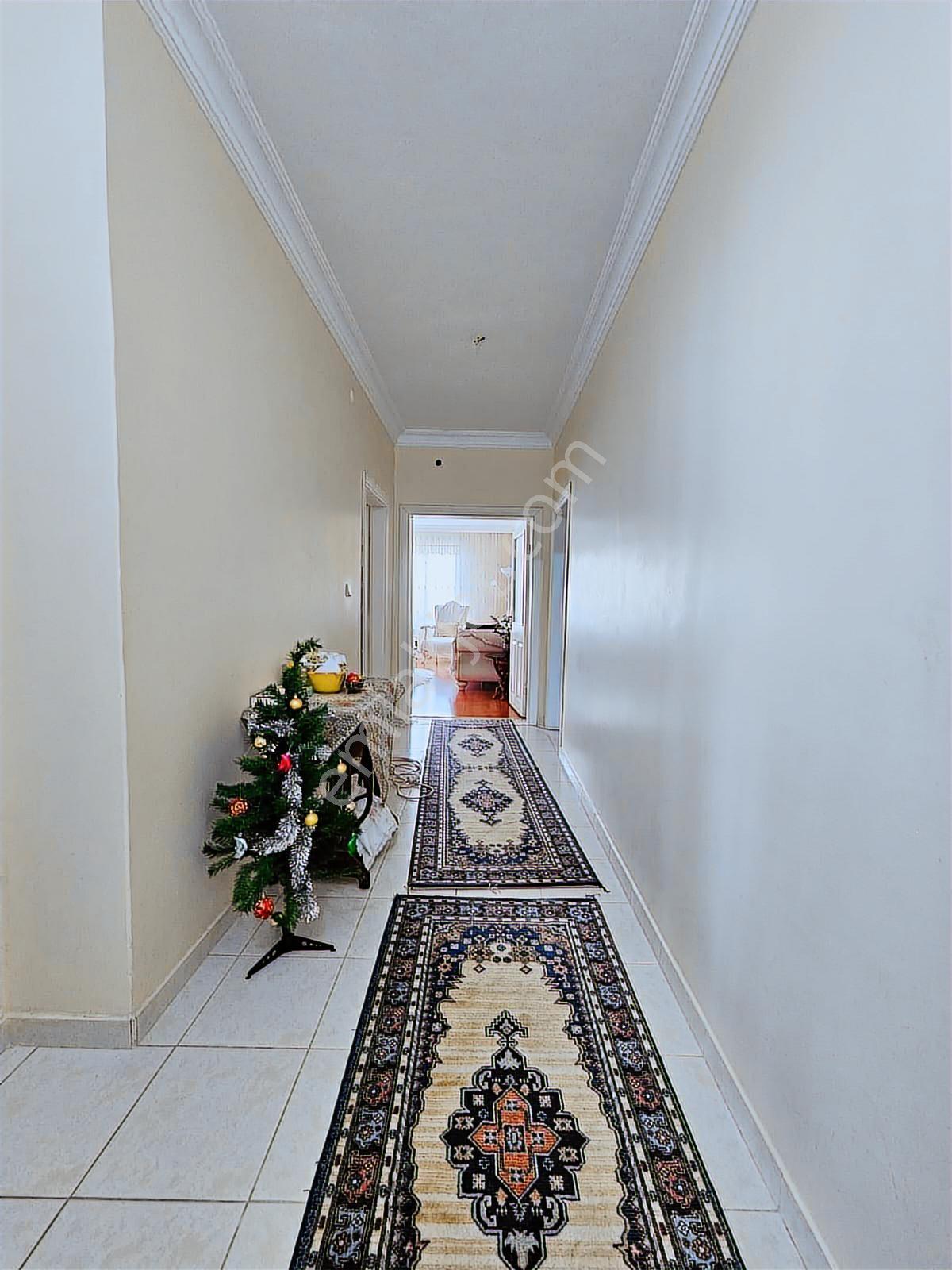 Altayçeşme Site İçi Deniz Adalar Manzaralı Otoparklı 6+2 Dubleks - Görsel 10