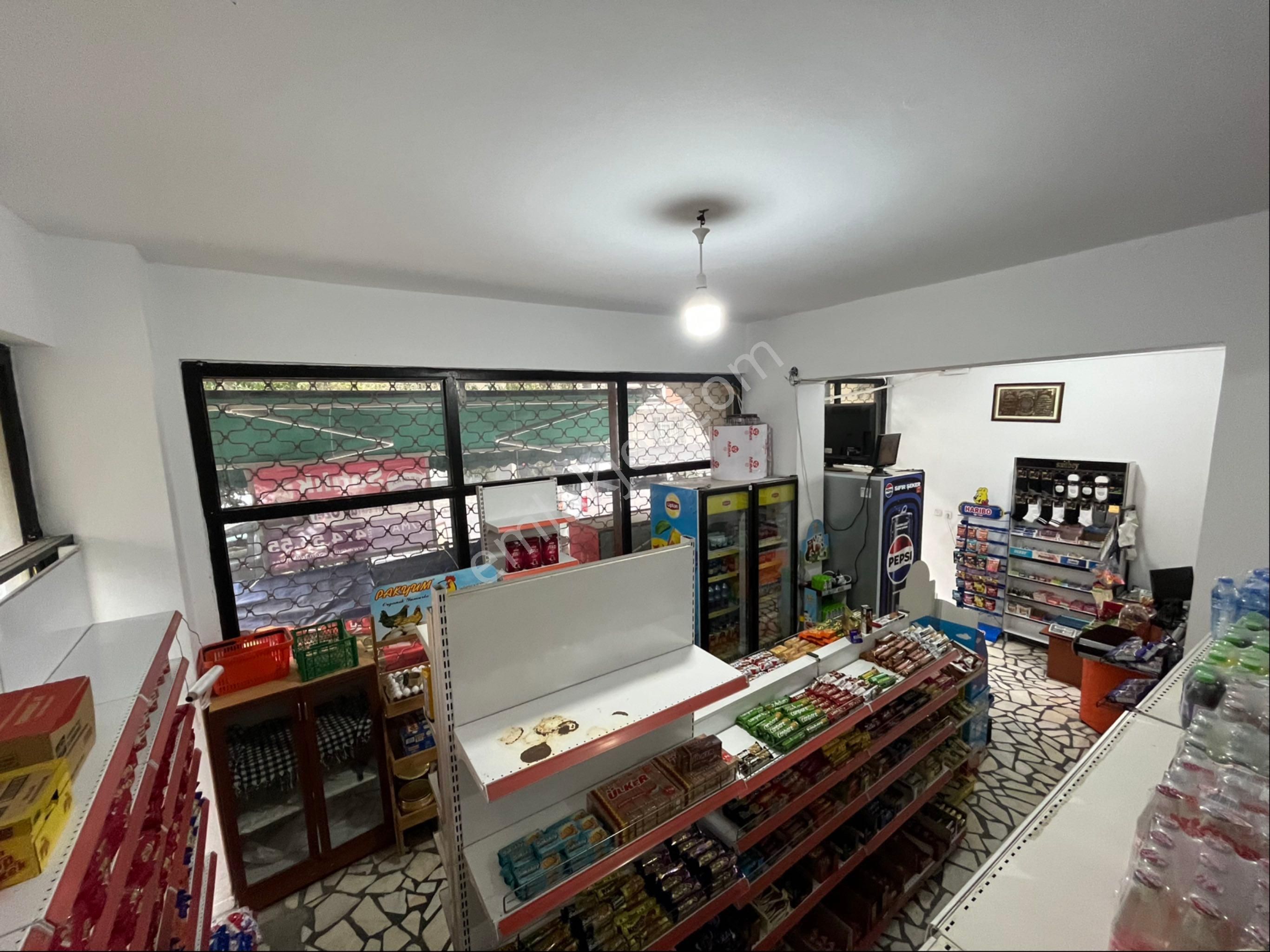 Remax'tan İşlek Konumda Köşe Başı Satılık Krediye Uygun Dükkan - Görsel 9