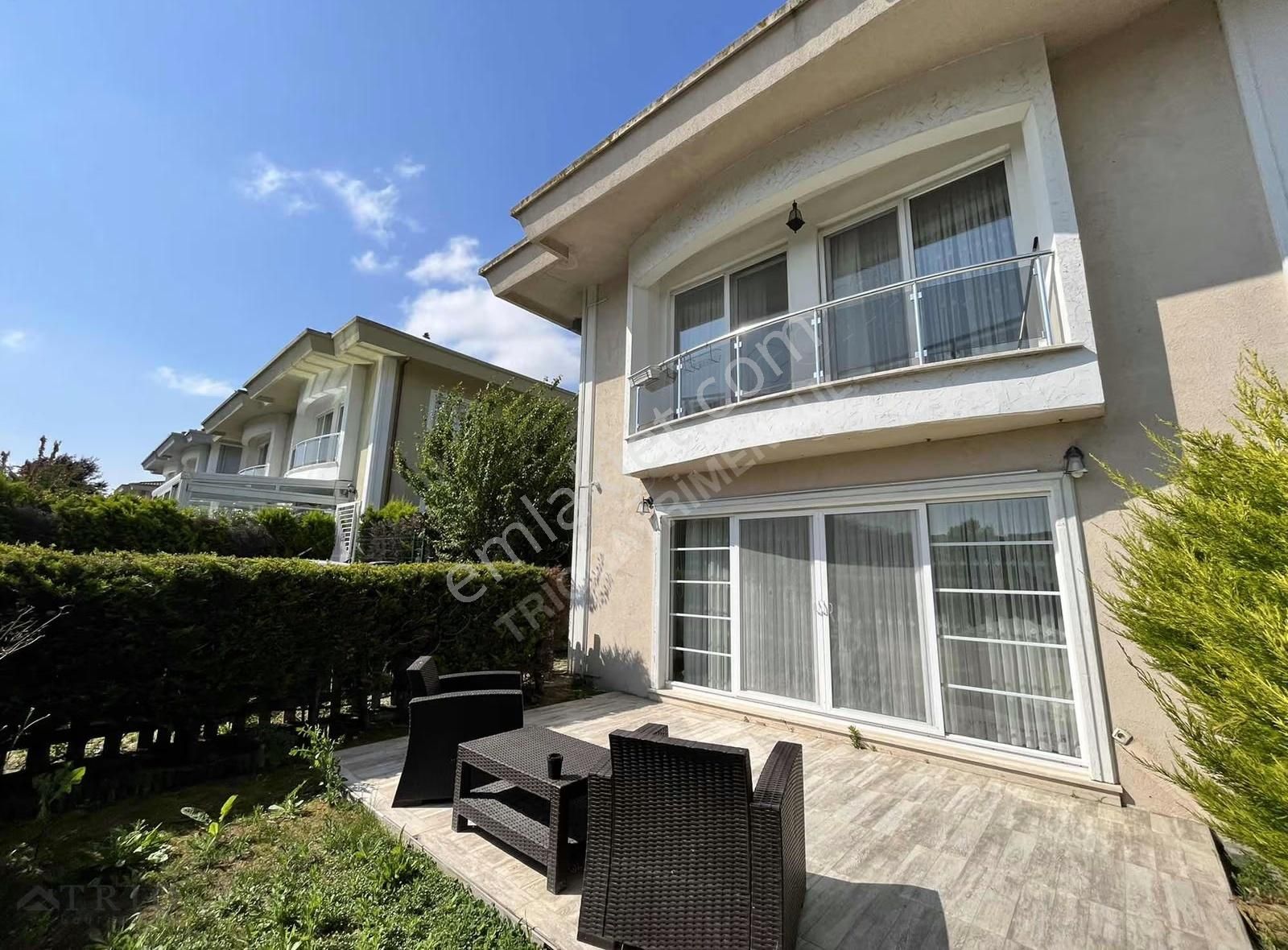 Bahçeşehir Yeşilpark Evleri Dubleks Kiralık Villa