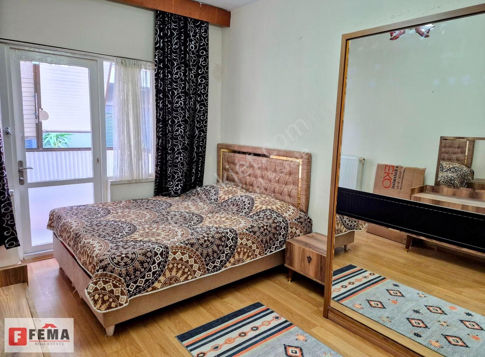 Bahçelievlerde Ayrı Mutfaklı 3+1 Kiralık Eşyalı Daire 135 M² - Görsel 23