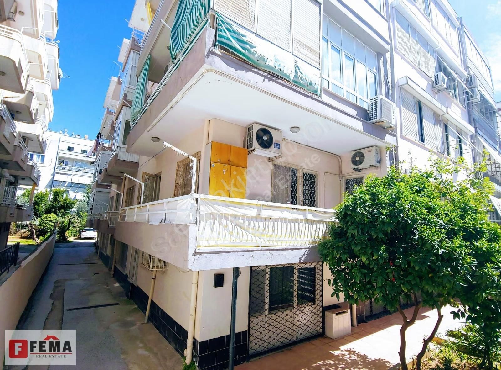 Bahçelievlerde Ayrı Mutfaklı 3+1 Kiralık Eşyalı Daire 135 M² - Görsel 21