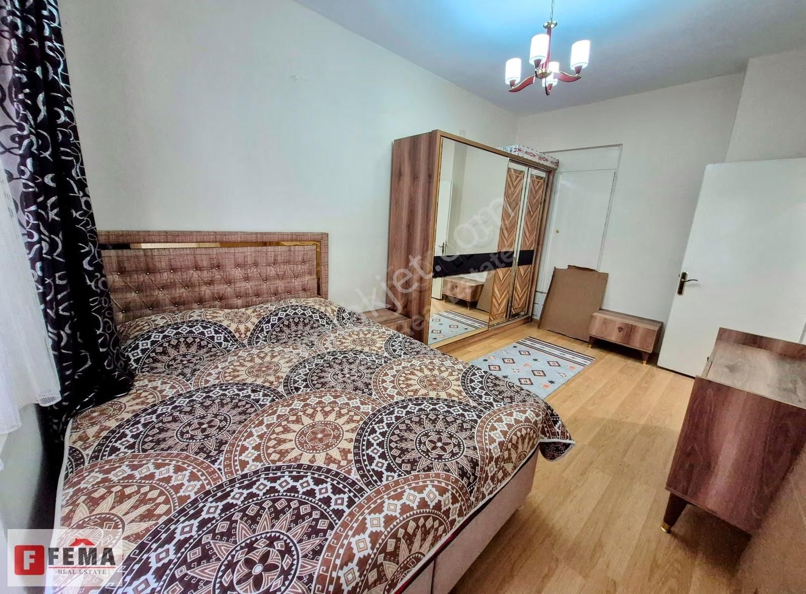 Bahçelievlerde Ayrı Mutfaklı 3+1 Kiralık Eşyalı Daire 135 M² - Görsel 33