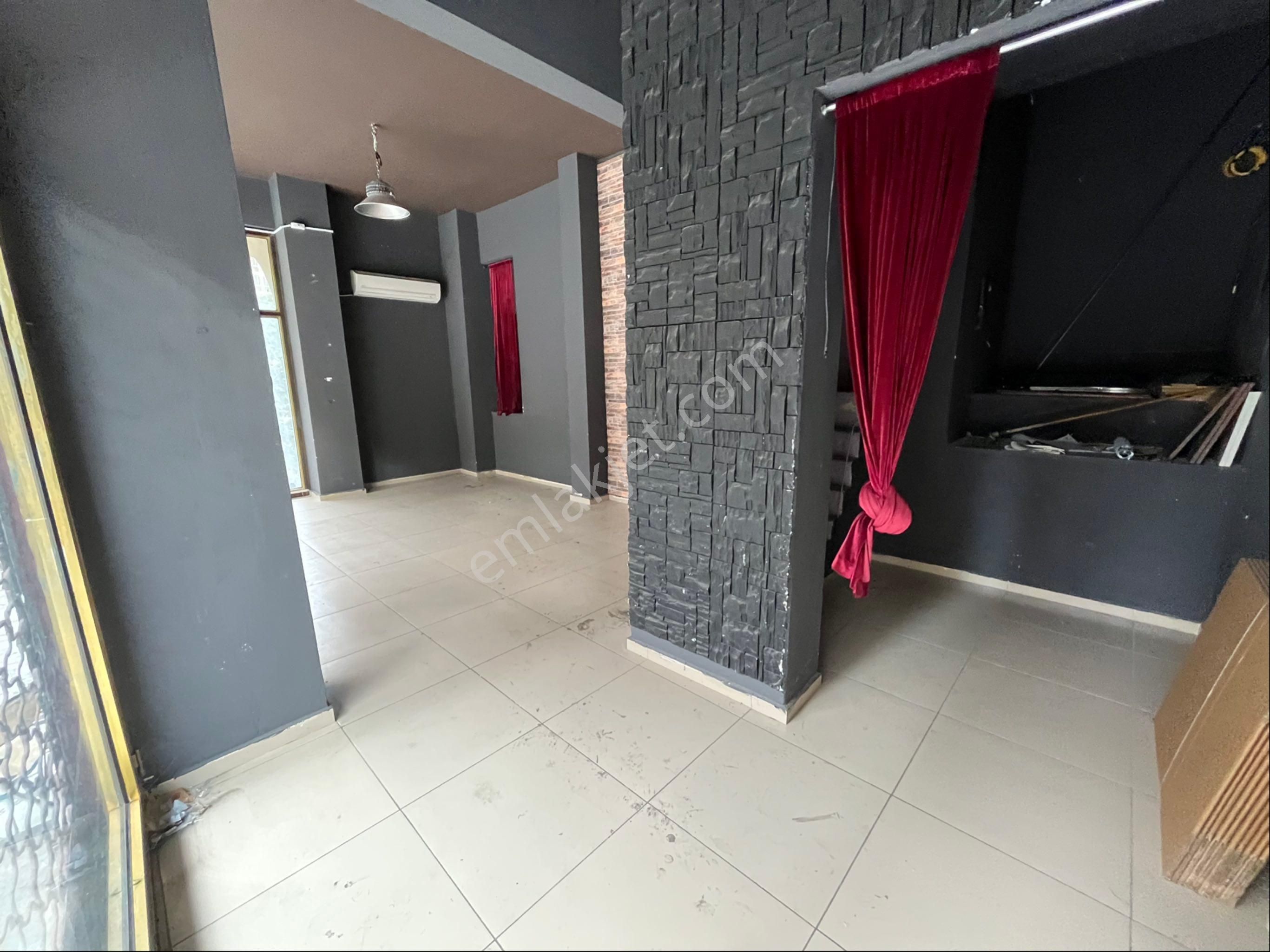 Remax'tan Bağcılar Demirkapı'da Satılık Krediye Uygun Dükkan - Görsel 6