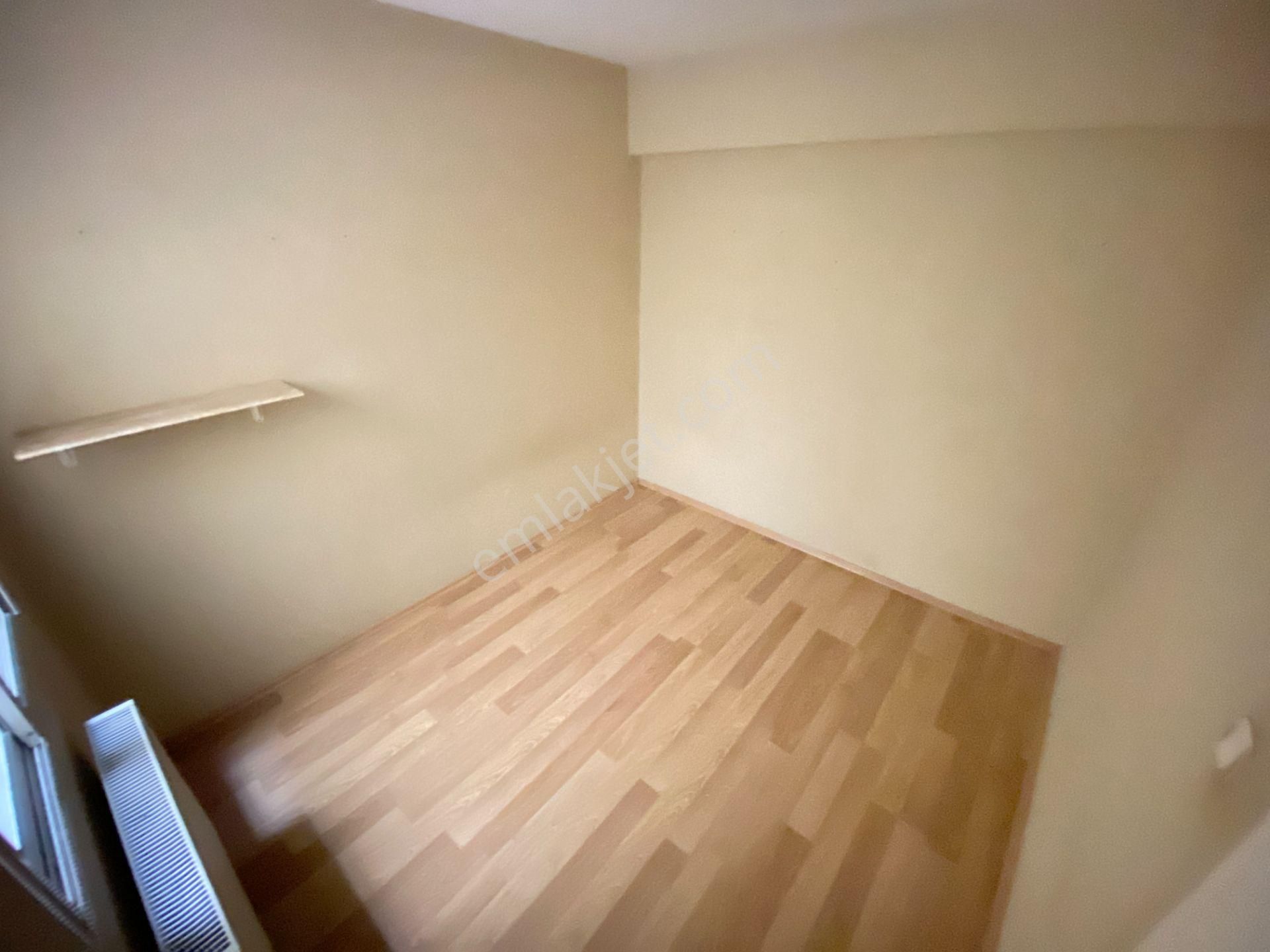 Karşıyaka, Tersane'de 3+1 Ebeveyn Banyolu Kiralık Daire - Görsel 17