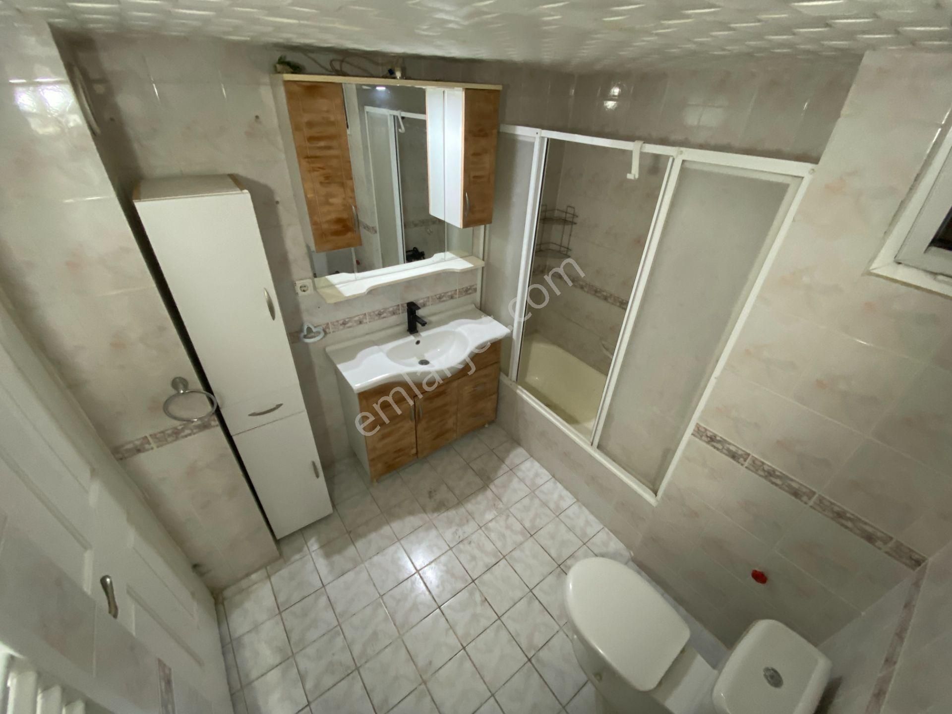 Karşıyaka, Tersane'de 3+1 Ebeveyn Banyolu Kiralık Daire - Görsel 19