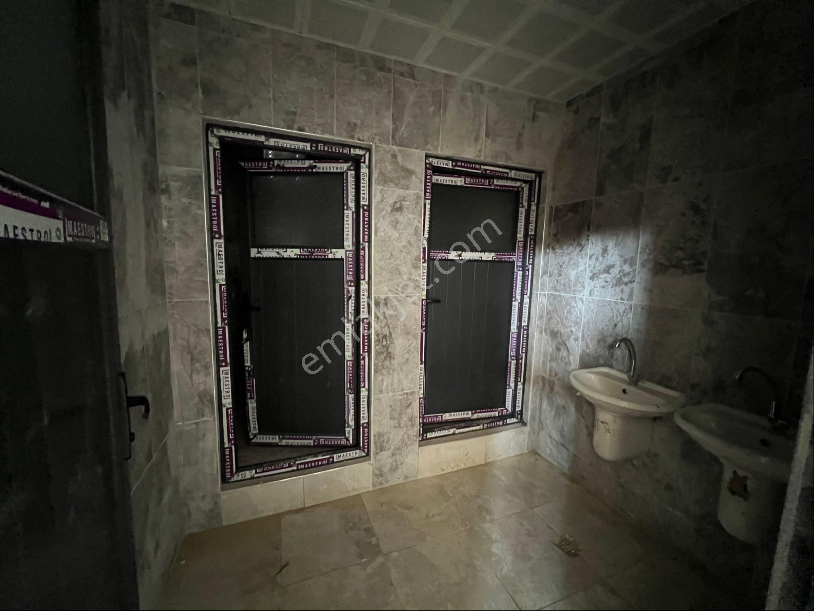 Roma' Dan Kiralık Fabrika - Görsel 5