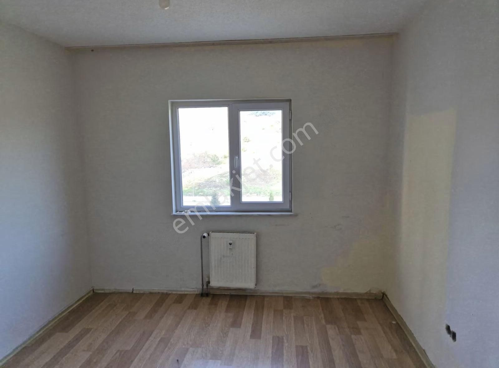 İpekyolu Yapı Emlak'tan Manzaralı Daire - Görsel 4