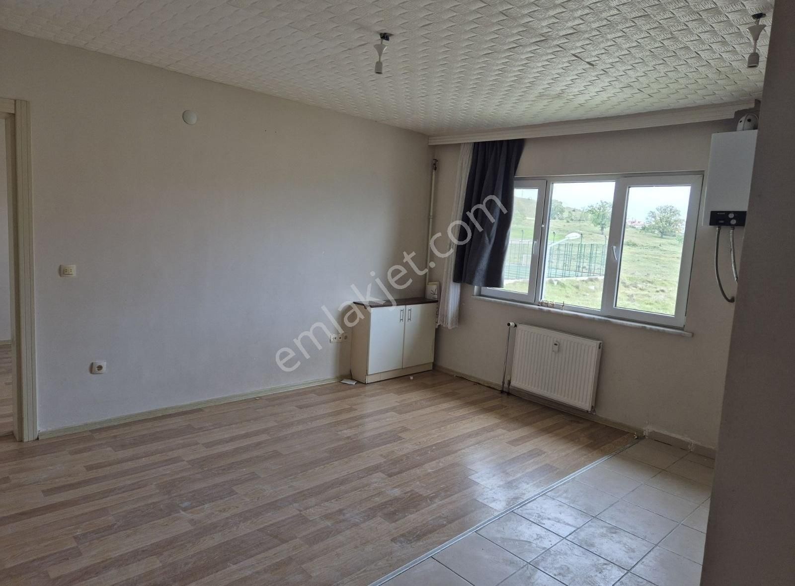 İpekyolu Yapı Emlak'tan Kiralık - Görsel 2