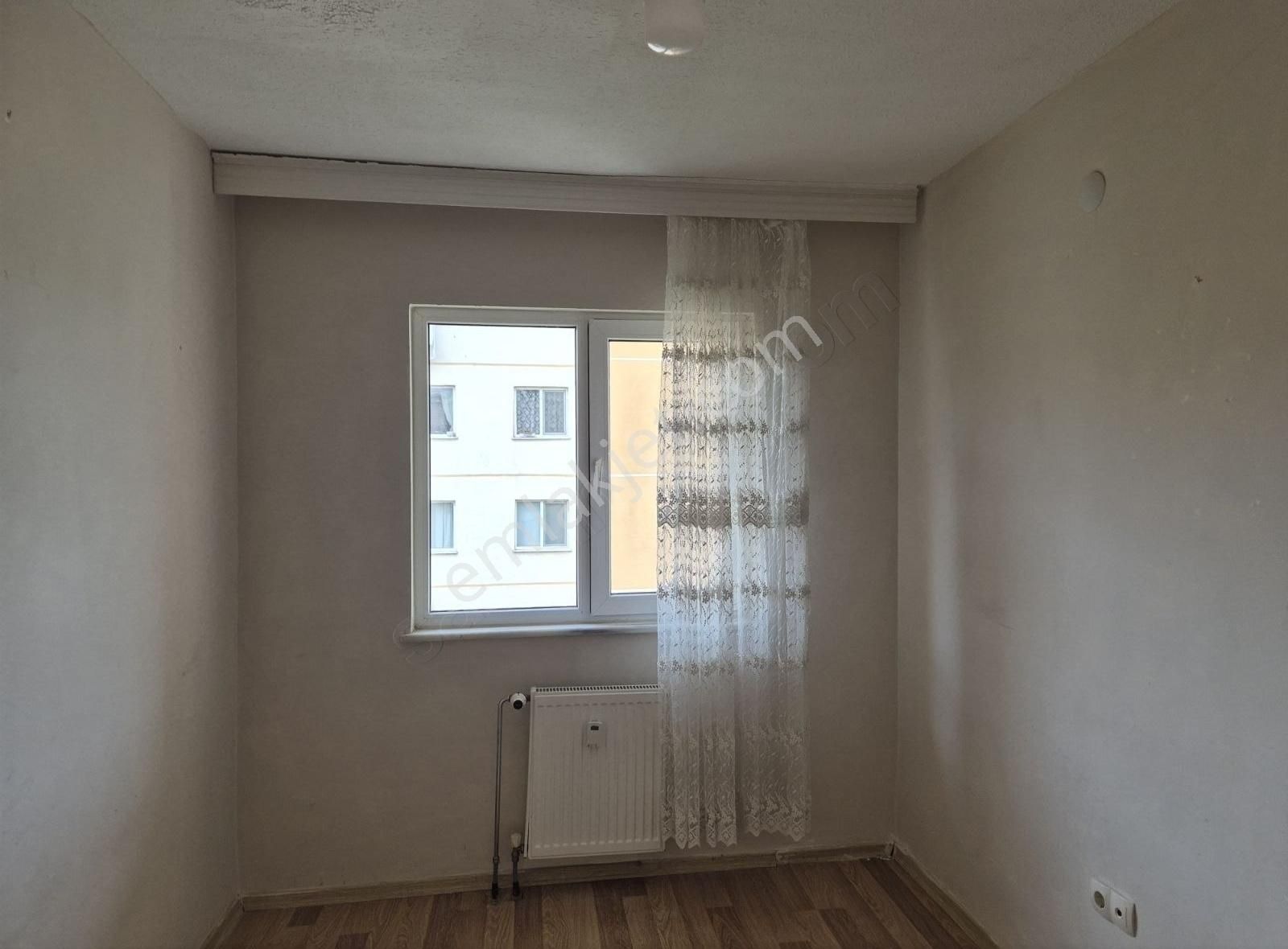 İpekyolu Yapı Emlak'tan Kiralık - Görsel 14