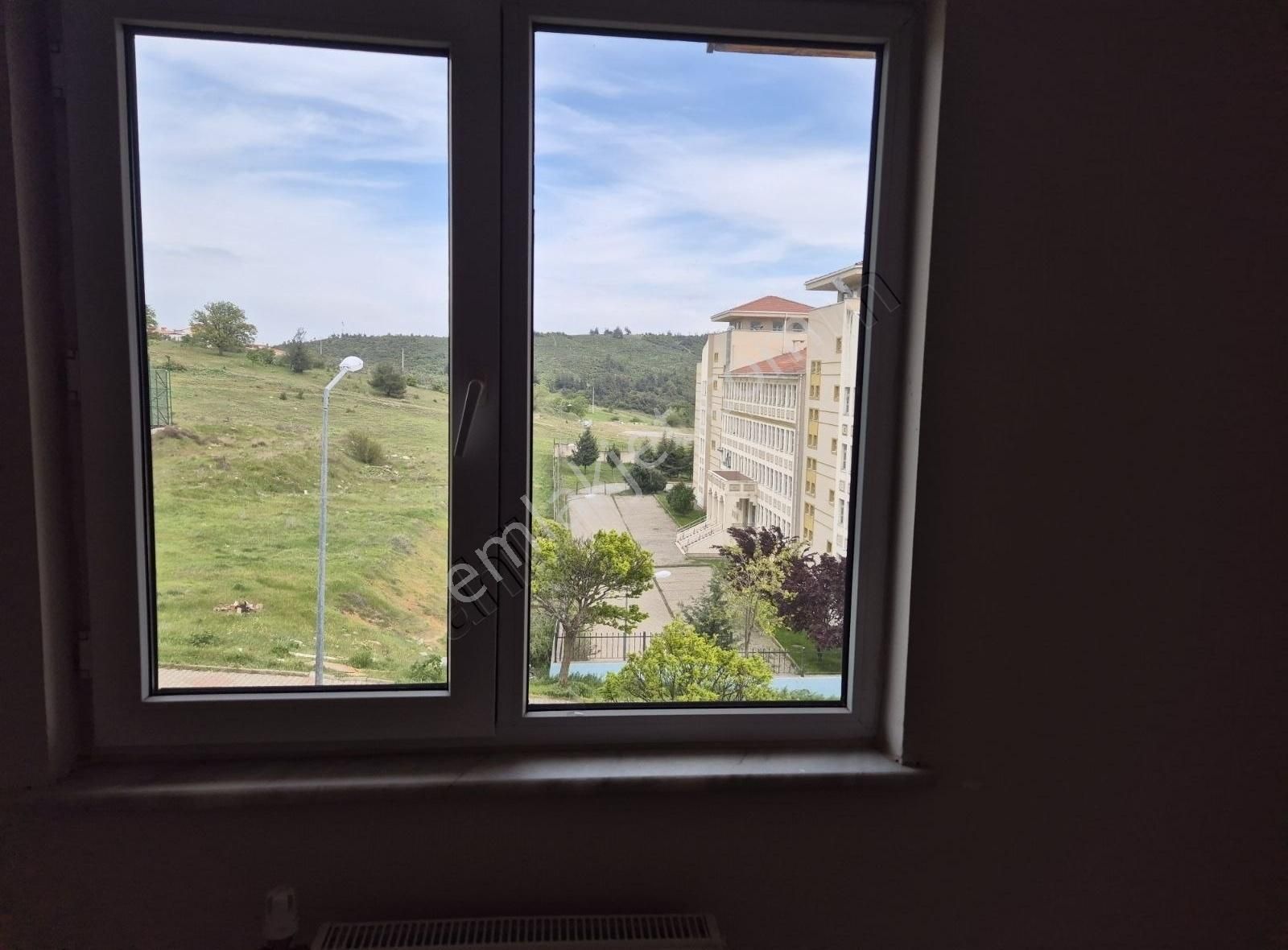 İpekyolu Yapı Emlak'tan Kiralık - Görsel 4