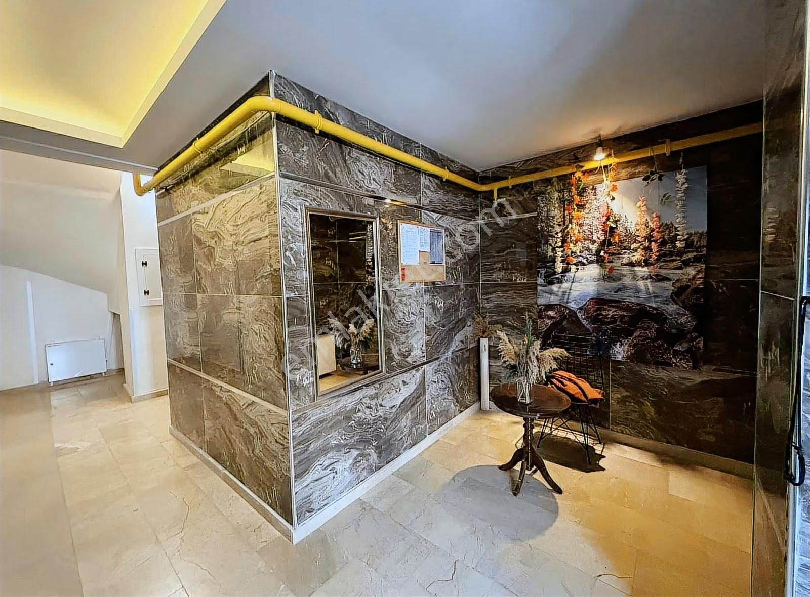 Nurullah Akbaş'dan Satılık 1+1 Daire Atakum'da Tramvaya 1 Sokak - Görsel 5