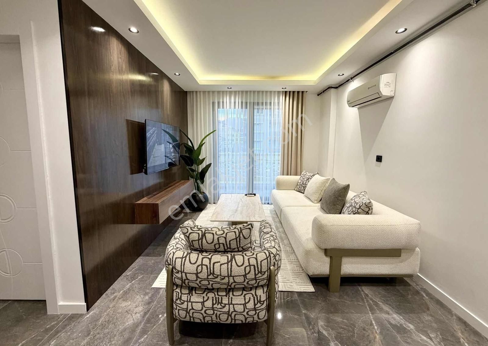 Asmalıevler Mah Üniversite Yakını Ön Cephe Ara Kat Sıfır Eşyalı