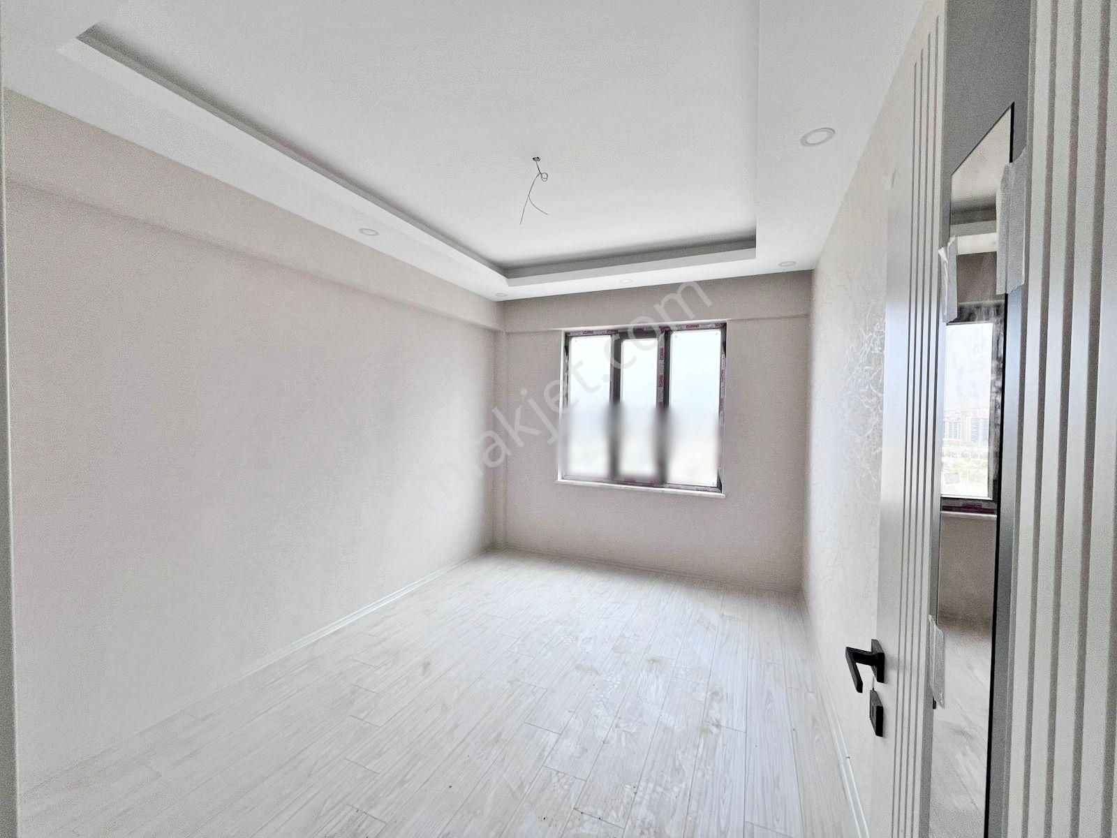 Göktürk'te Stadyum Çephesi Sıfır! Ara Kat Yerden Isıtmalı 3.5+1 - Görsel 11