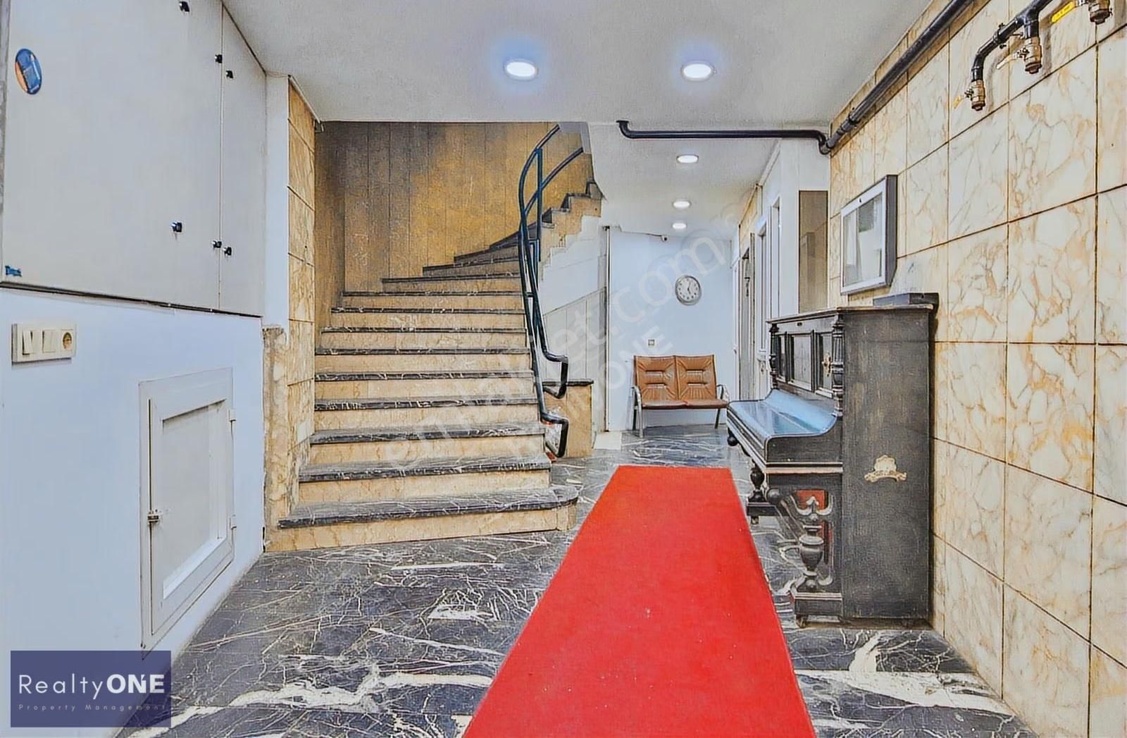 R-one Beyoğlu Galata Büyük Hendek Cd Merkezi Konum Kiralık Ofis - Görsel 9